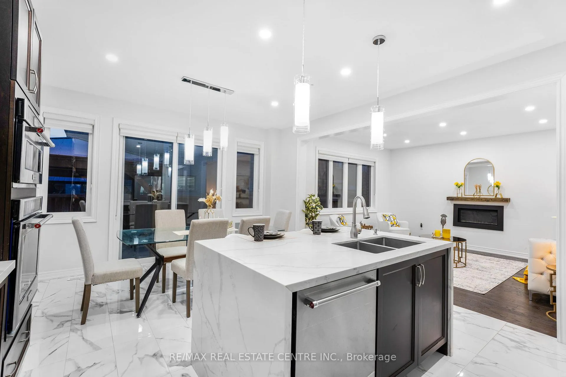Photo 11 of 5 Forsyth Crescent E, Brampton, Credit Valley — HOMEH