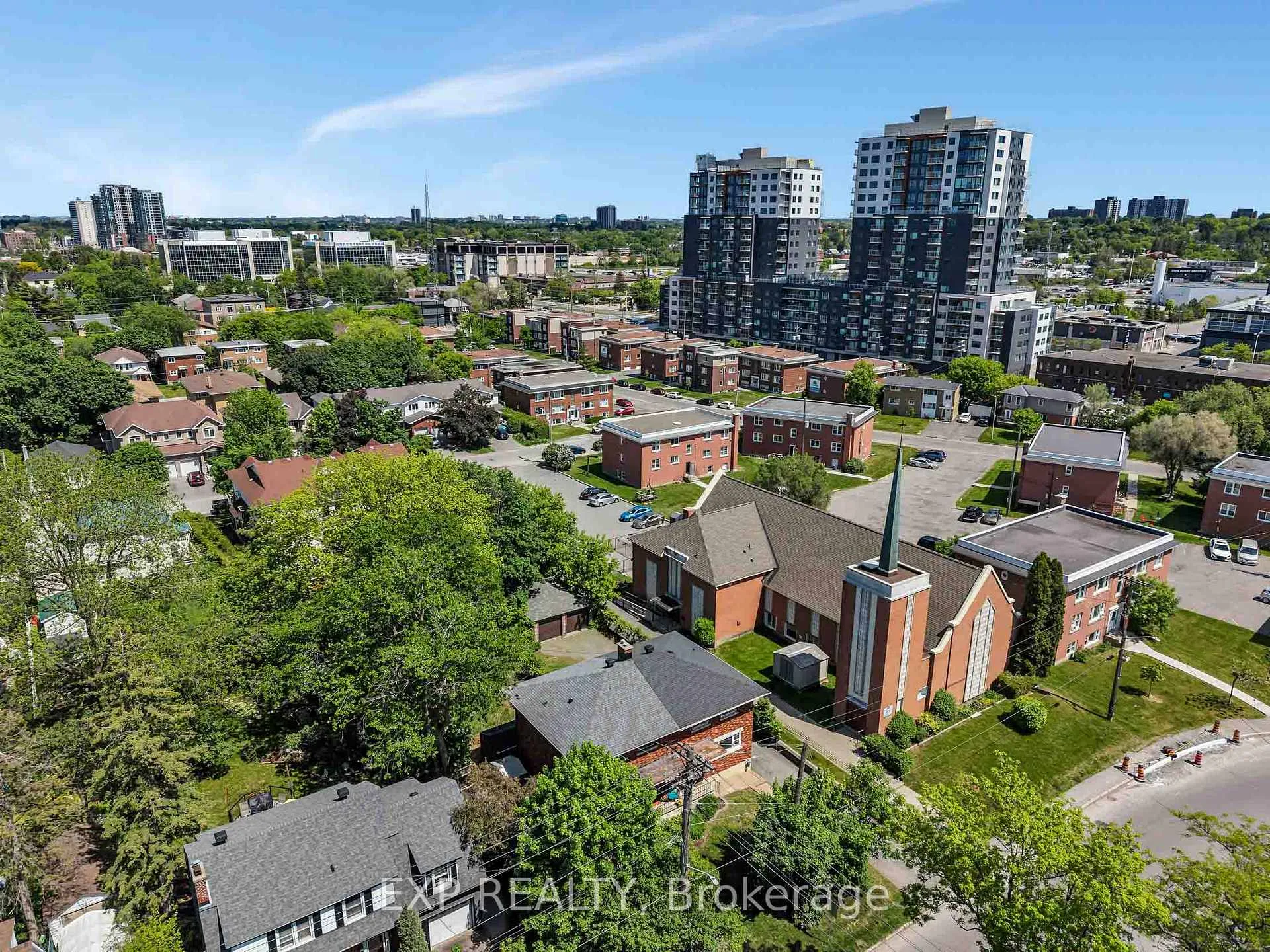 Photo 34 of 707 Roosevelt Avenue, Ottawa, Laurentianview — HOMEH