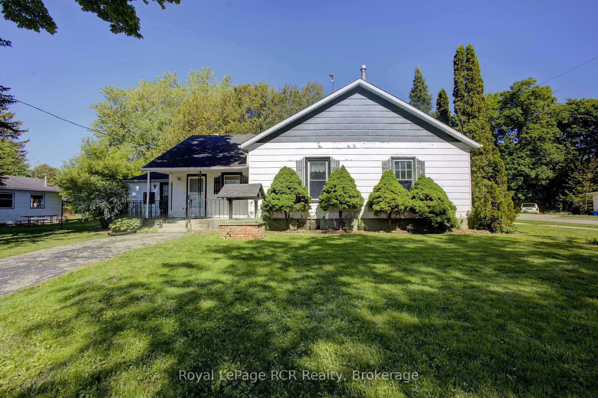 Photo 2 of 470 Prospect Street, Minto — HOMEH