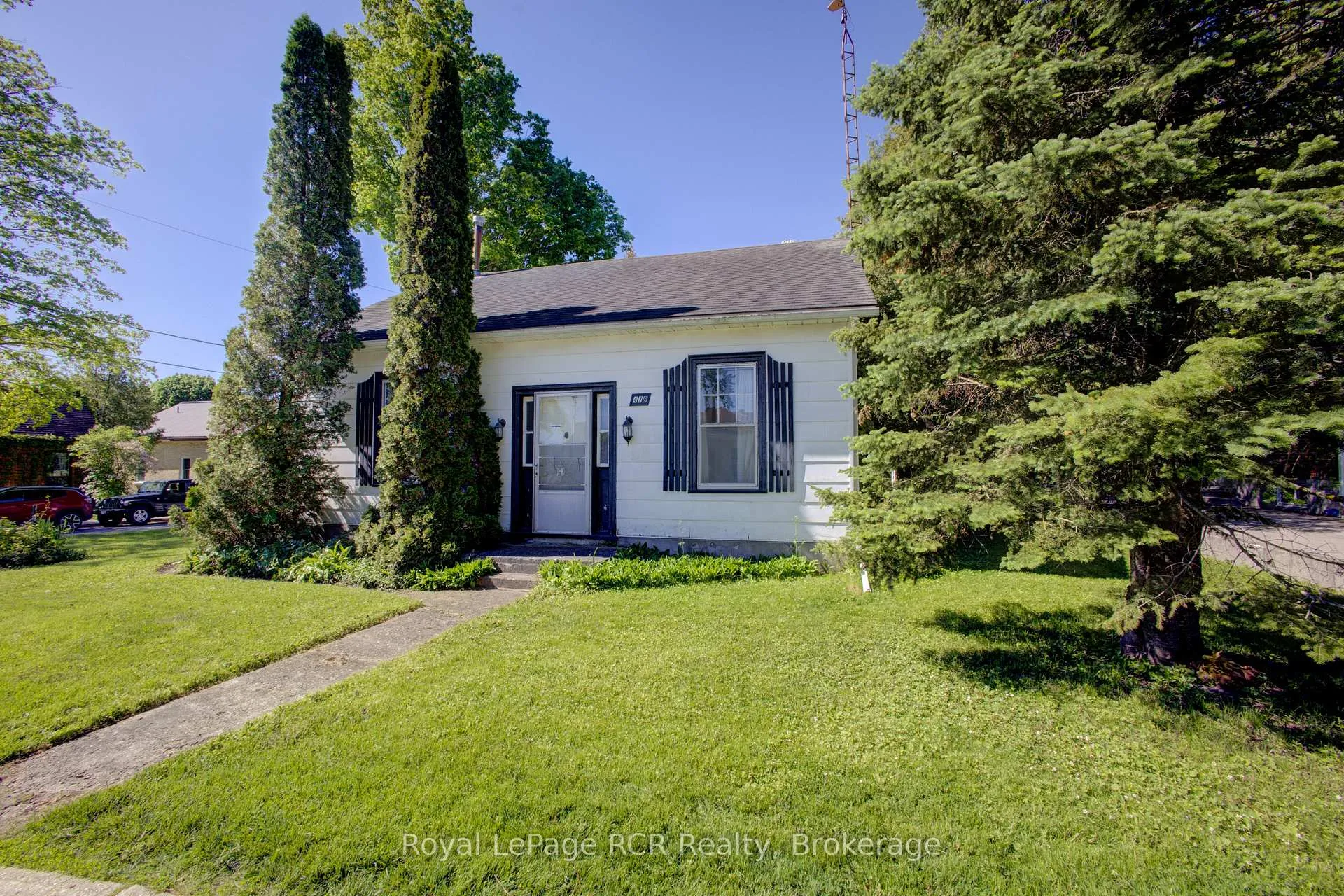 Photo 4 of 470 Prospect Street, Minto — HOMEH