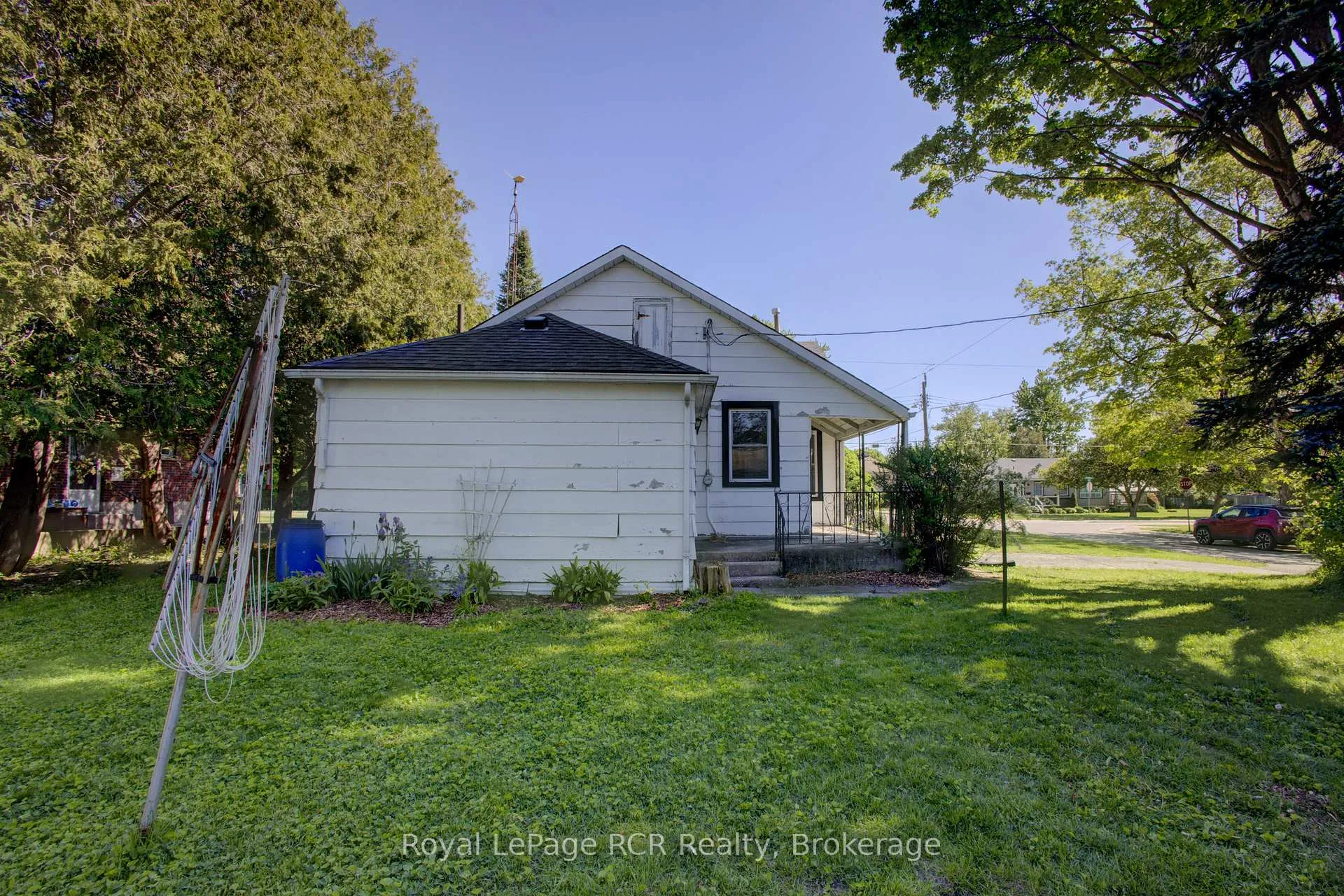 Photo 5 of 470 Prospect Street, Minto — HOMEH