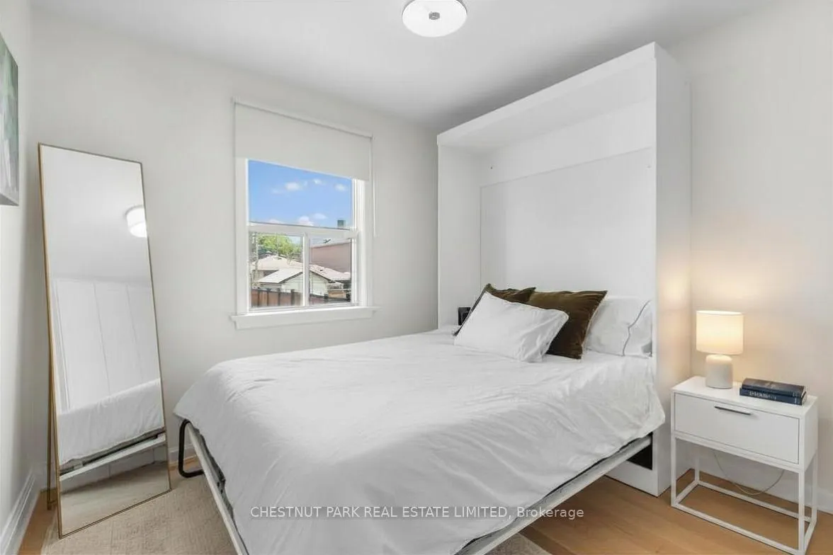 Photo 9 of 123 Wesley Street, Etobicoke, Stonegate-Queensway — HOMEH