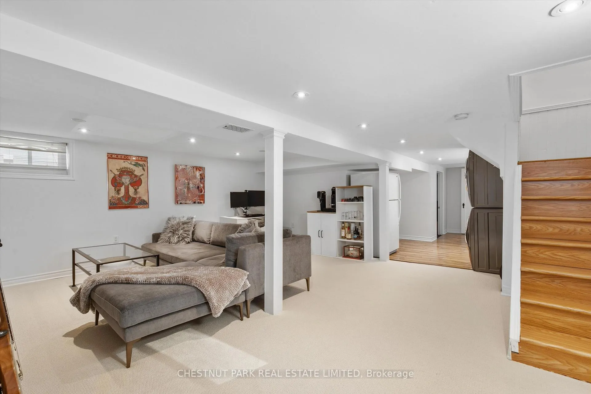 Photo 11 of 123 Wesley Street, Etobicoke, Stonegate-Queensway — HOMEH