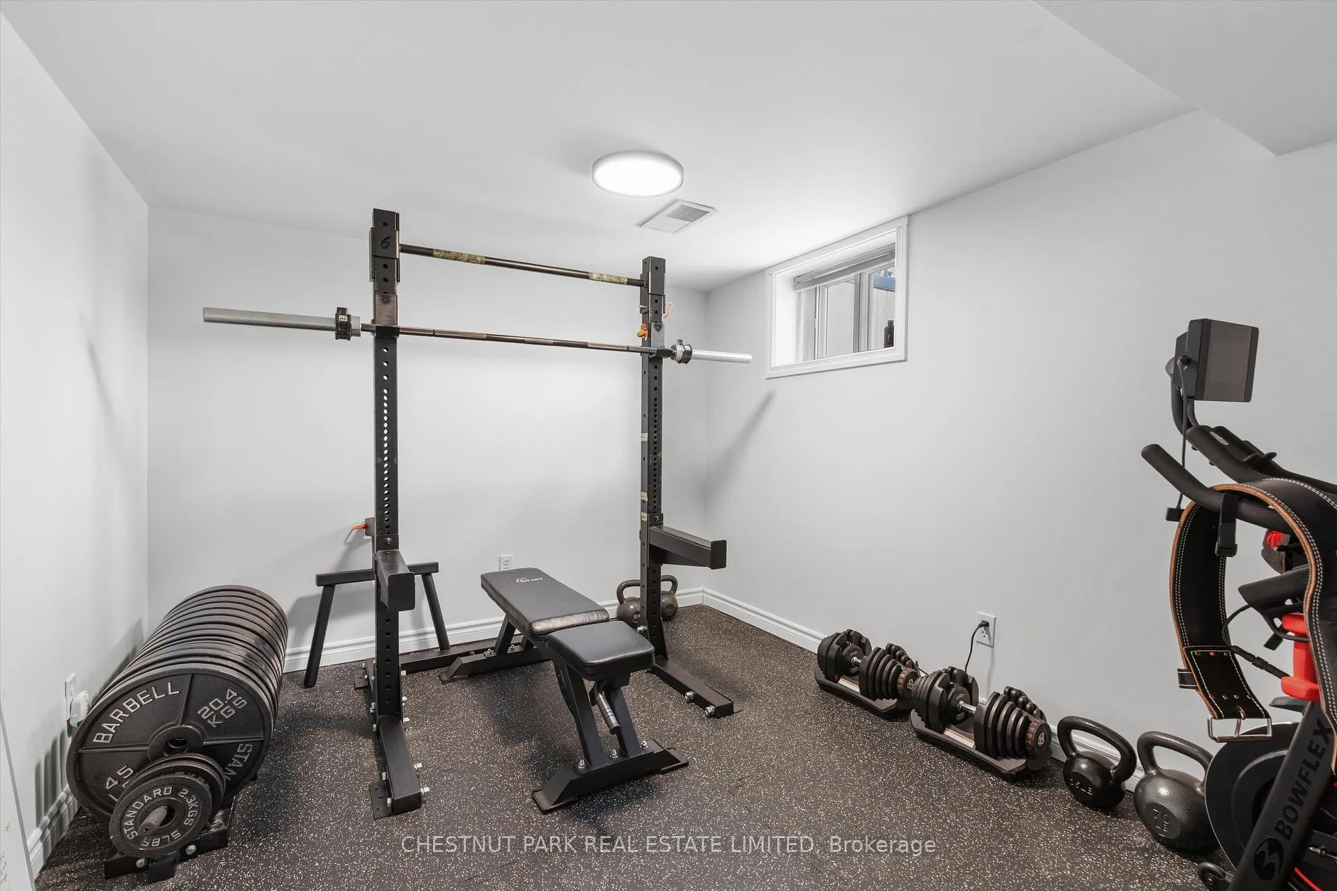 Photo 16 of 123 Wesley Street, Etobicoke, Stonegate-Queensway — HOMEH