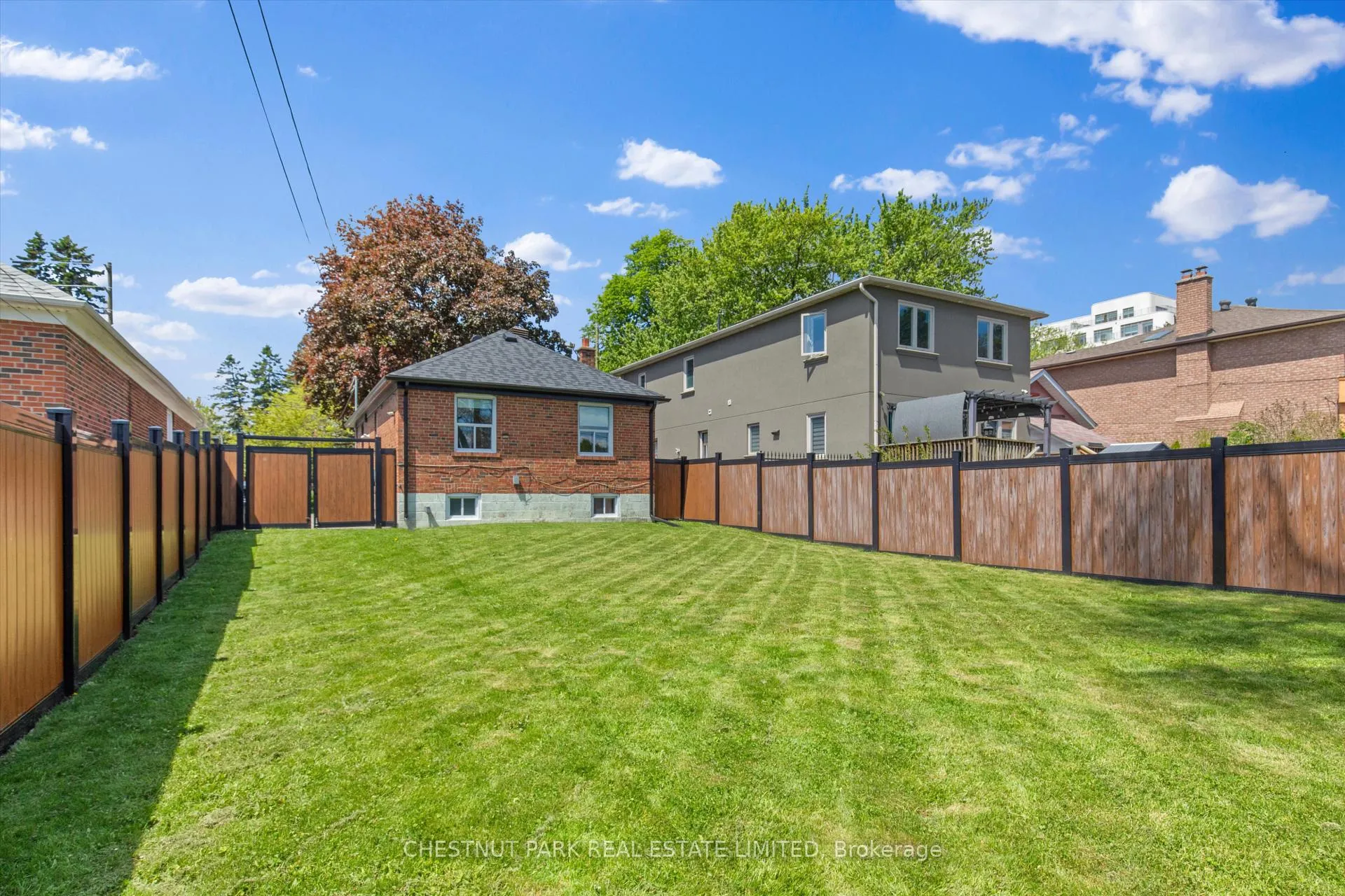 Photo 25 of 123 Wesley Street, Etobicoke, Stonegate-Queensway — HOMEH