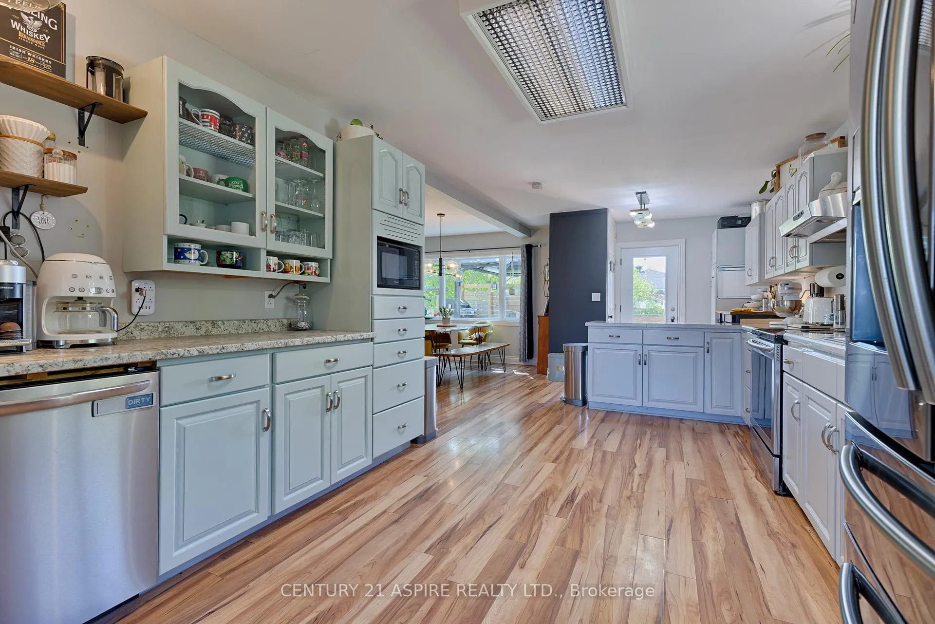 Photo 14 of 509 Roy Street E, Laurentian Valley — HOMEH