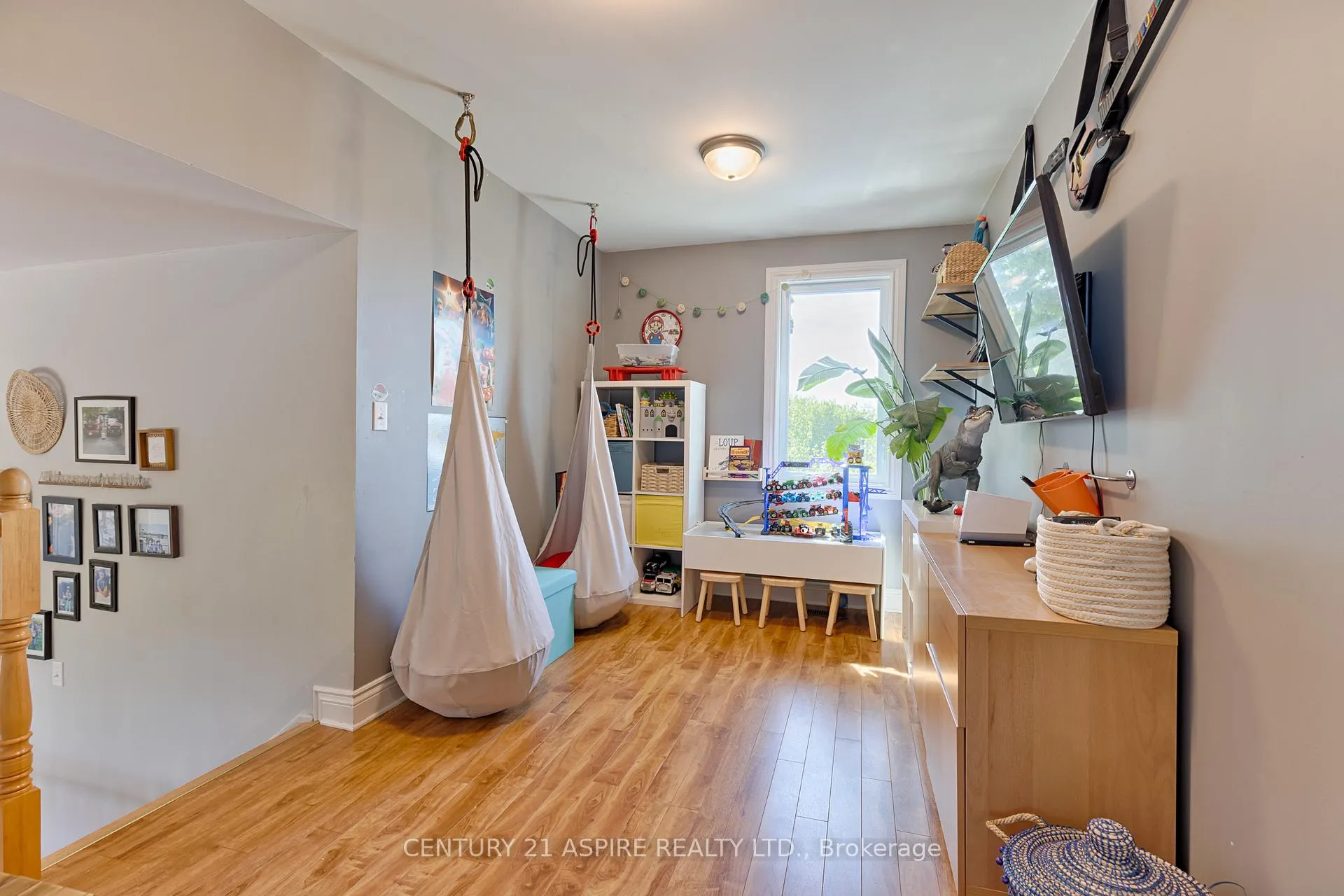 Photo 33 of 509 Roy Street E, Laurentian Valley — HOMEH
