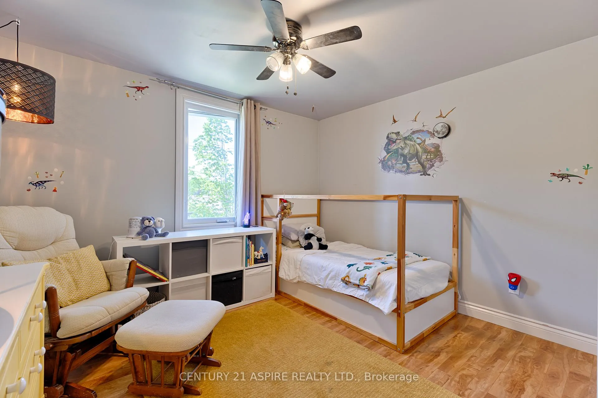 Photo 36 of 509 Roy Street E, Laurentian Valley — HOMEH