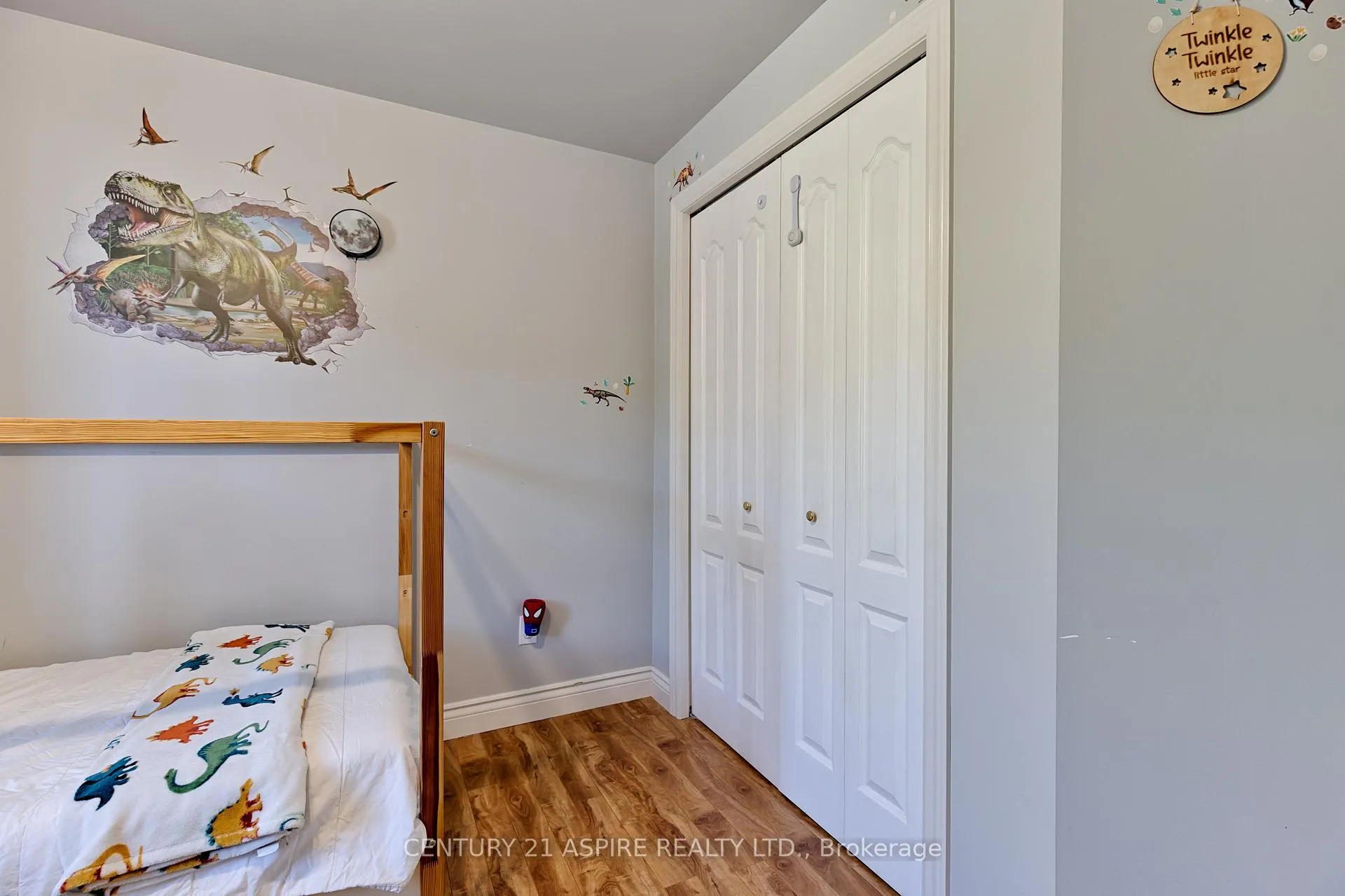 Photo 37 of 509 Roy Street E, Laurentian Valley — HOMEH