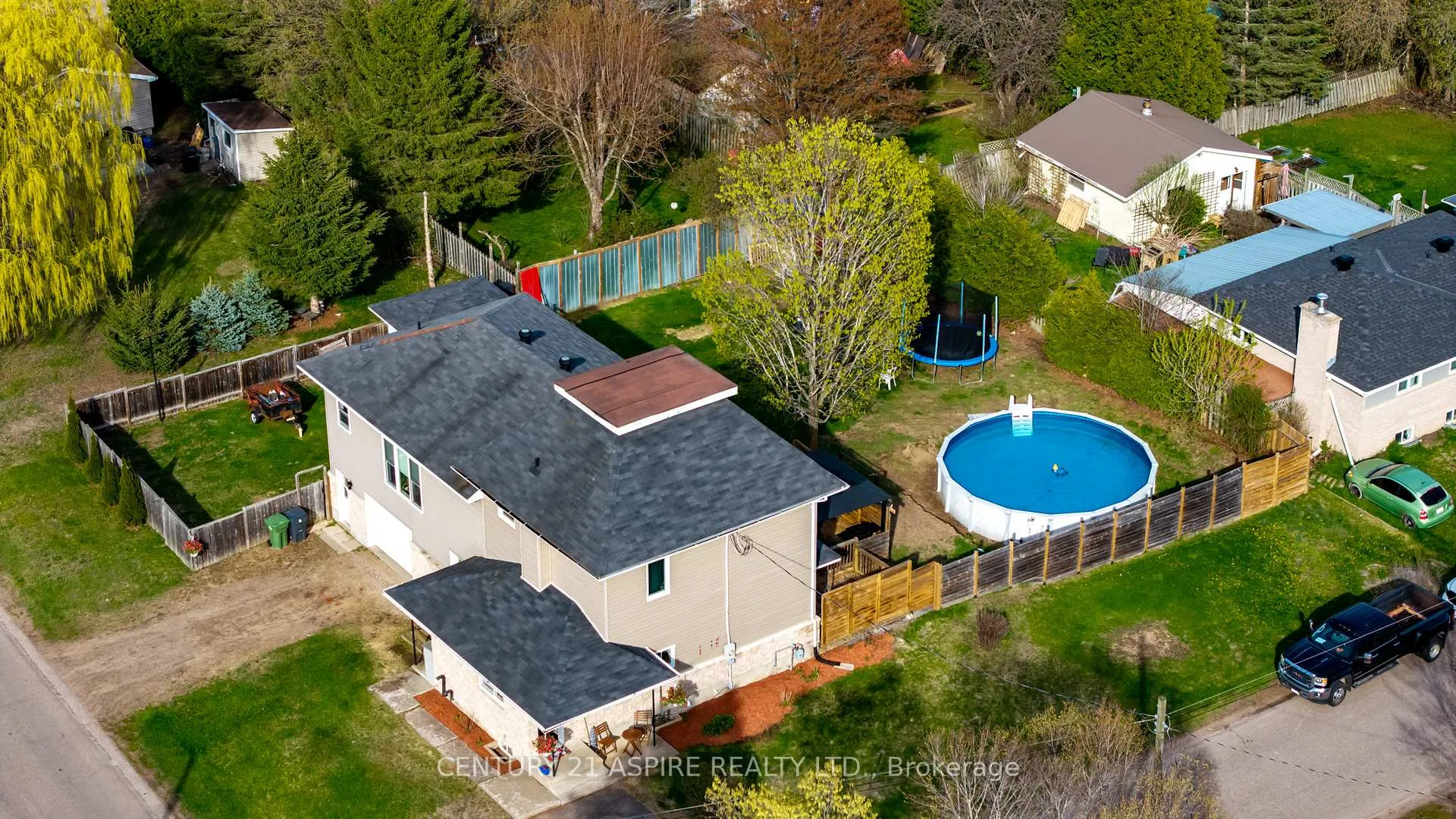 Photo 45 of 509 Roy Street E, Laurentian Valley — HOMEH