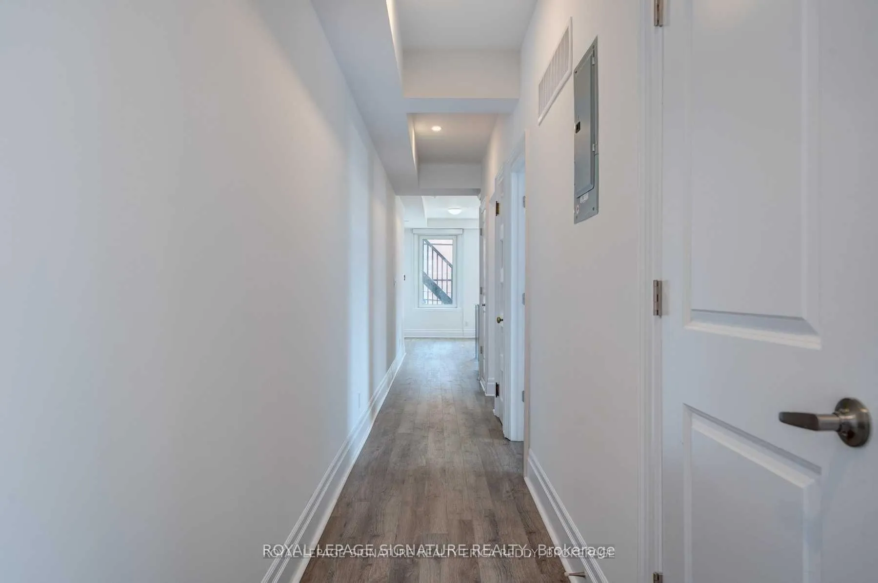 Photo 5 of Unit 2B, 1 Lansdowne Avenue, Toronto, Roncesvalles — HOMEH