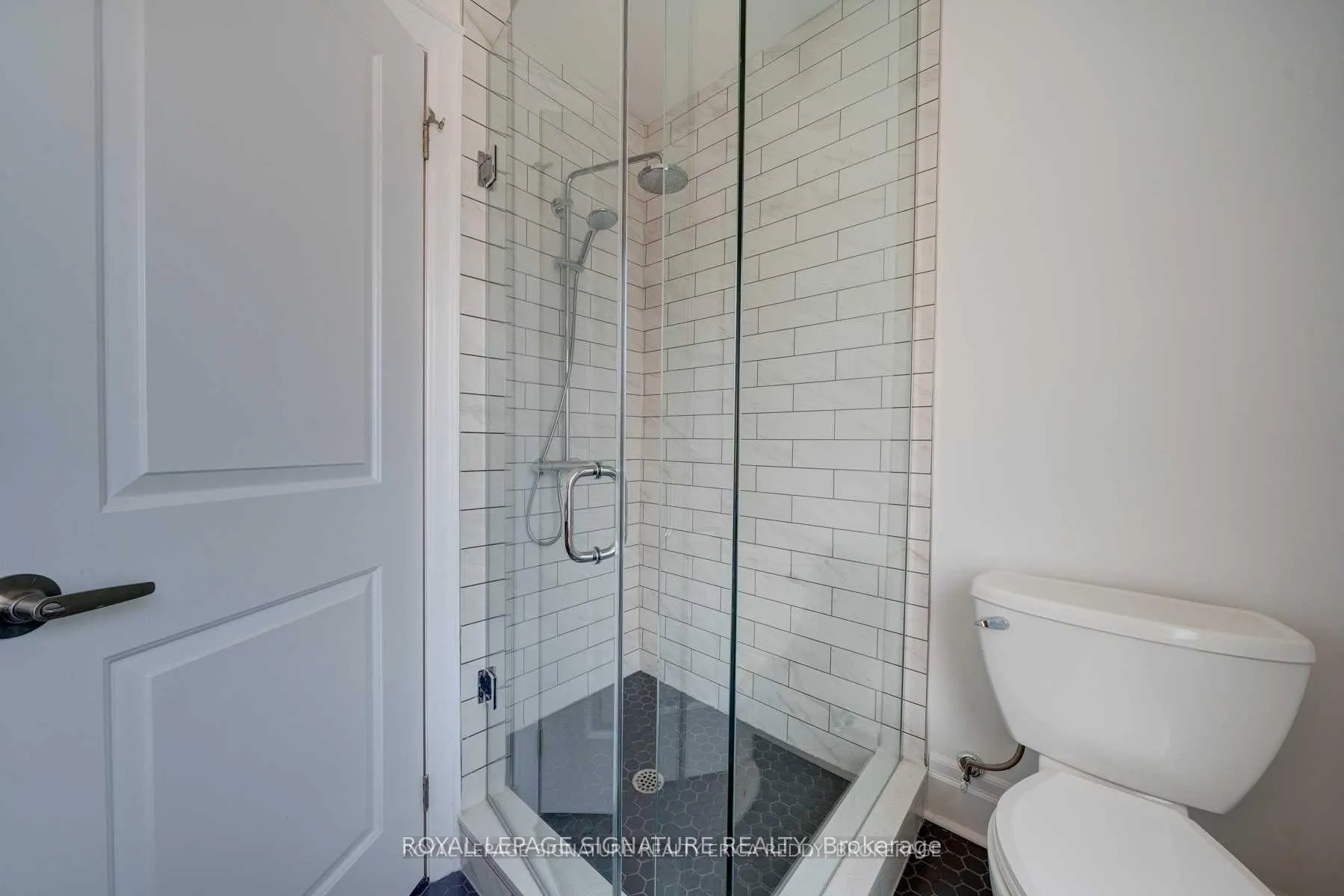 Photo 8 of Unit 2B, 1 Lansdowne Avenue, Toronto, Roncesvalles — HOMEH