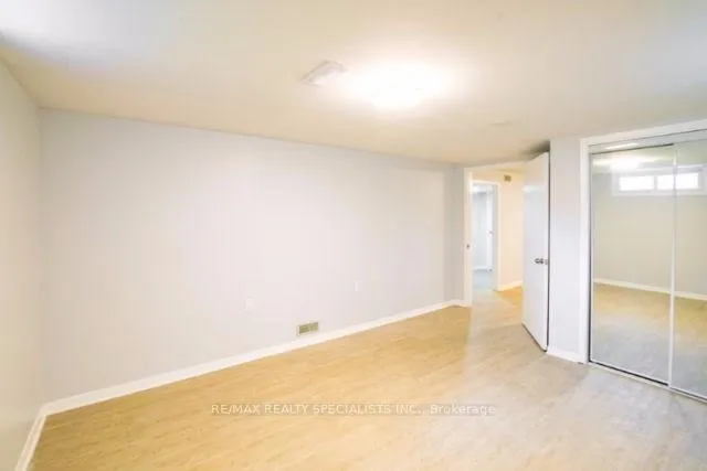 Photo 5 of Unit Bsmt, 50 Shetland Crescent, St. Catharines, E. Chester — HOMEH