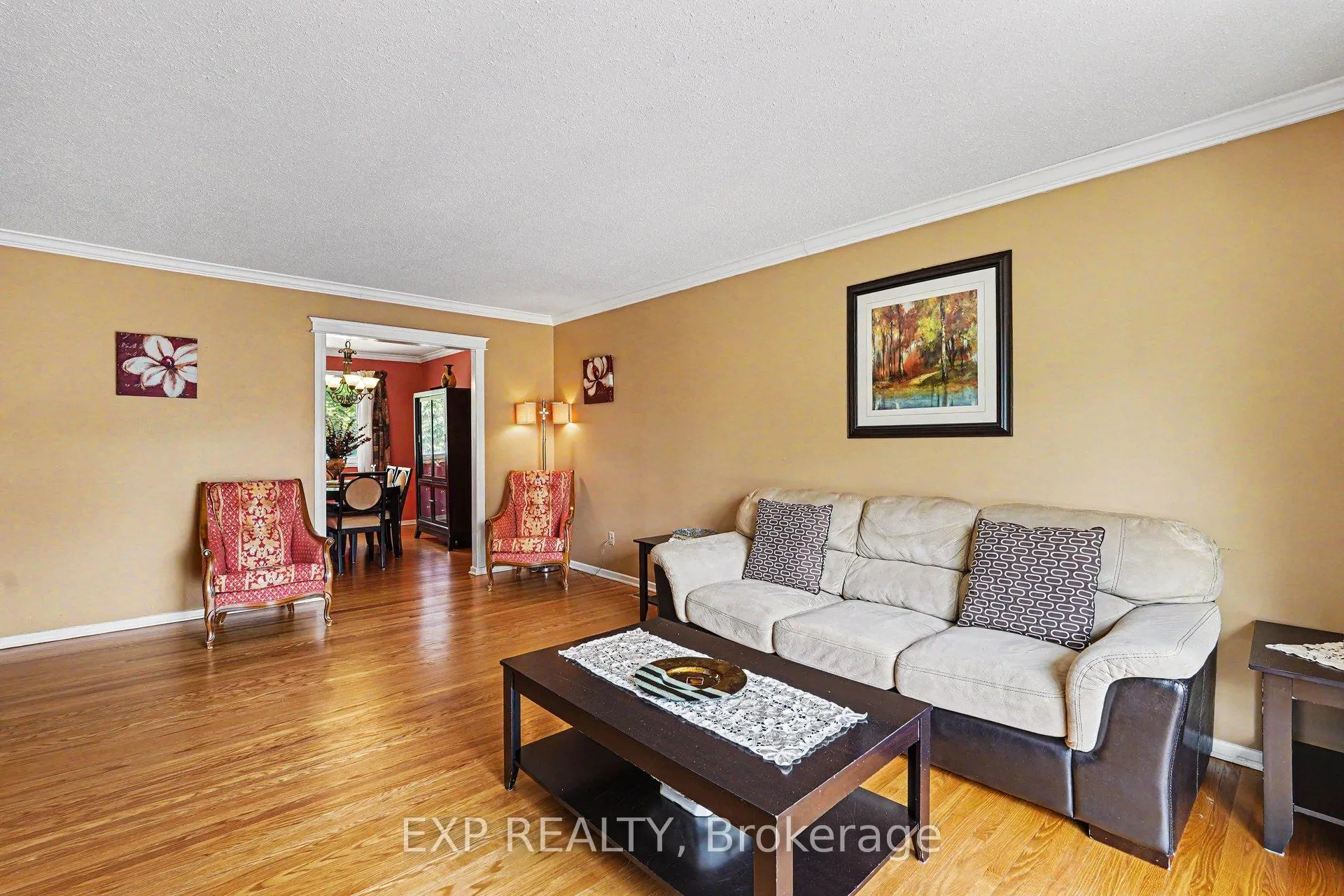 Photo 8 of 47 Langholm Crescent, Ottawa, Barrhaven - Pheasant Run — HOMEH