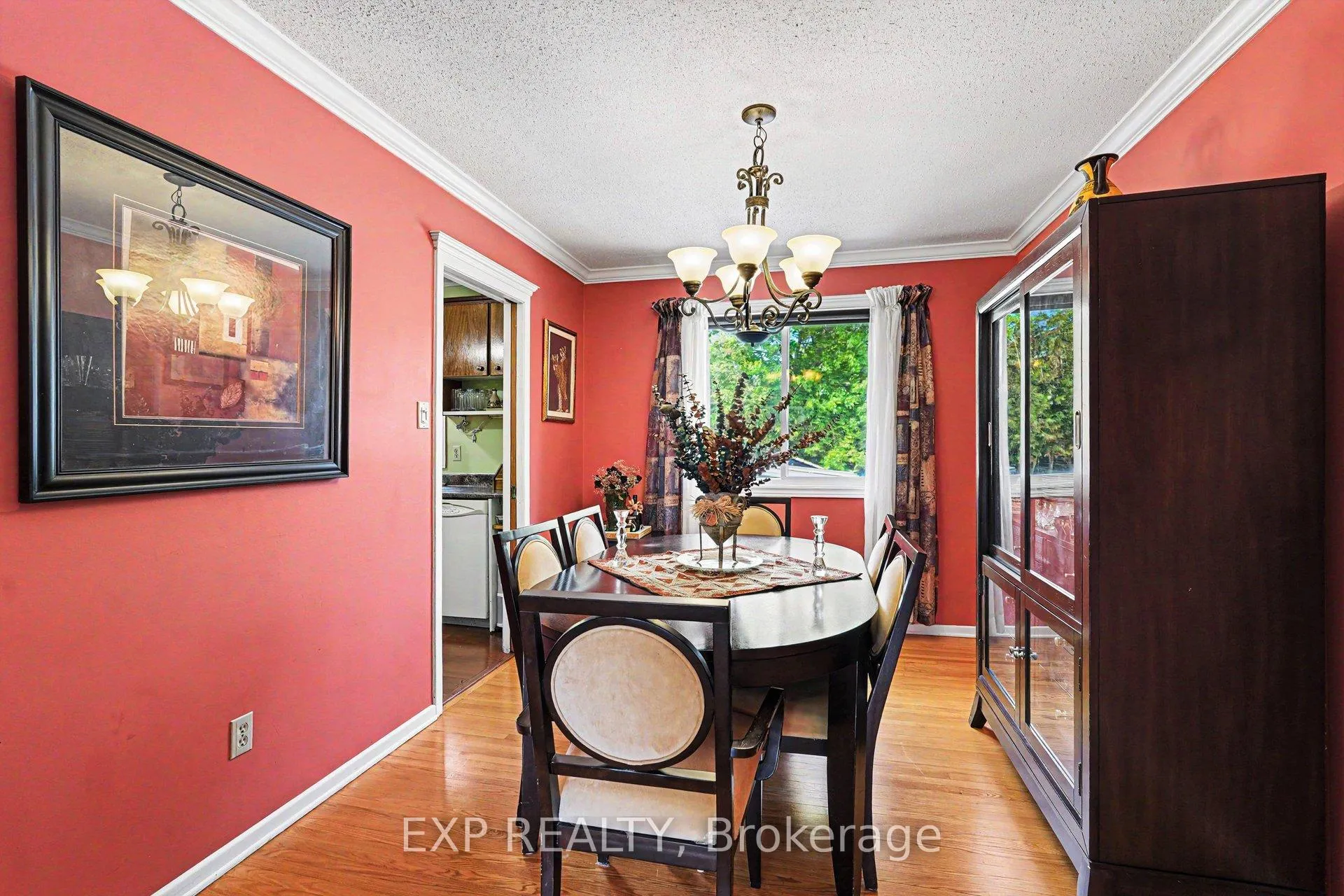 Photo 10 of 47 Langholm Crescent, Ottawa, Barrhaven - Pheasant Run — HOMEH