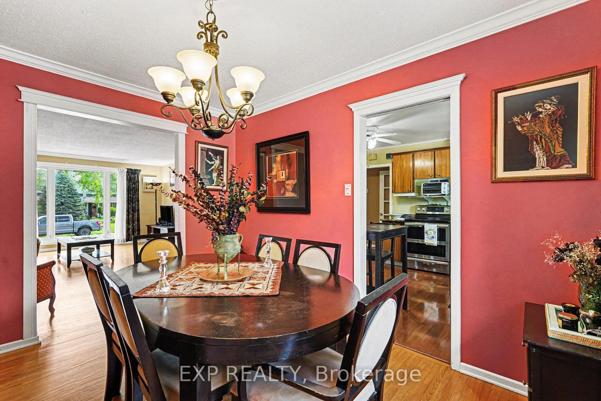 Photo 11 of 47 Langholm Crescent, Ottawa, Barrhaven - Pheasant Run — HOMEH