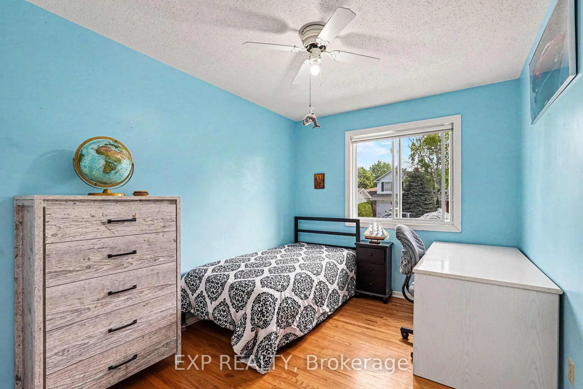 Photo 24 of 47 Langholm Crescent, Ottawa, Barrhaven - Pheasant Run — HOMEH