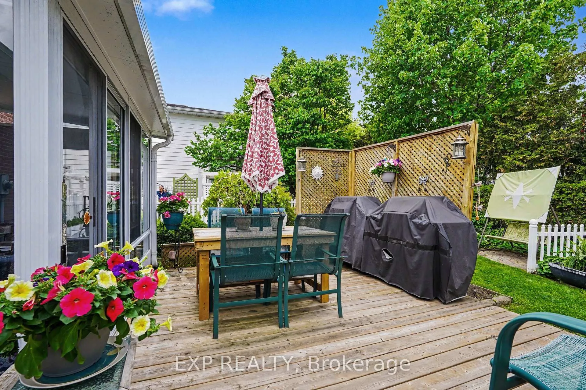 Photo 28 of 47 Langholm Crescent, Ottawa, Barrhaven - Pheasant Run — HOMEH