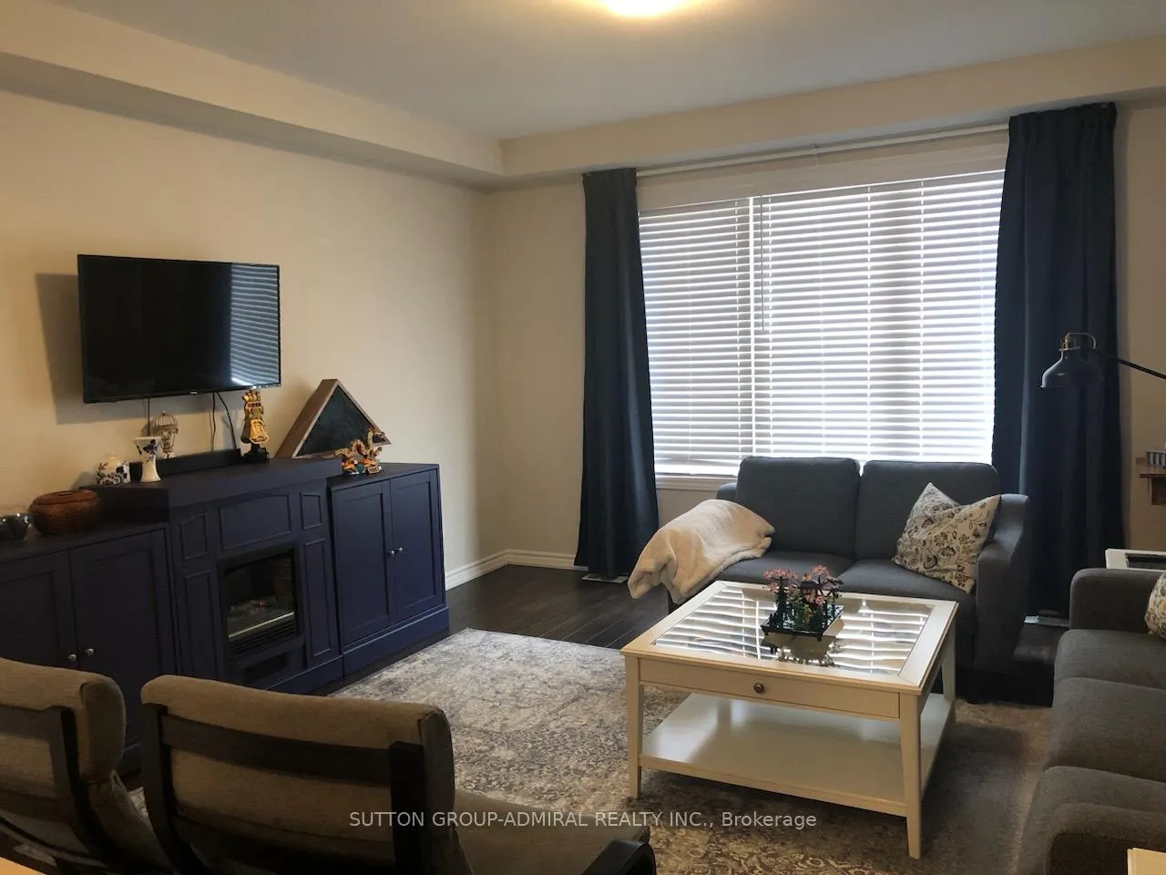 Photo 3 of 706 Brittanic Road, Ottawa, Kanata - Emerald Meadows/Trailwest — HOMEH