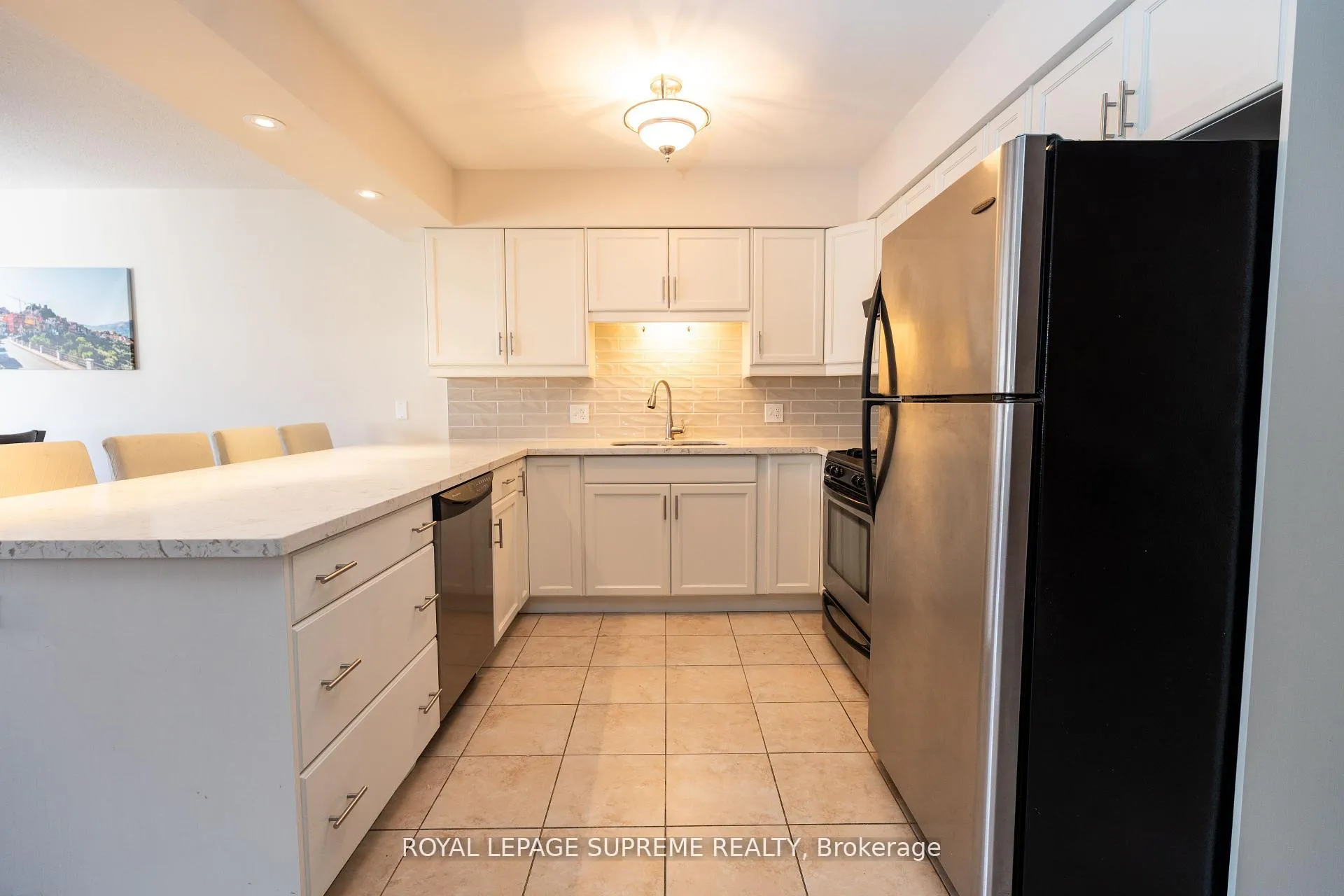 Photo 26 of 31 1/2 Thorold Road E, Welland, Prince Charles — HOMEH