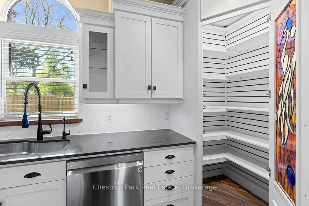 Photo 21 of 1663 5th Avenue E, Owen Sound — HOMEH