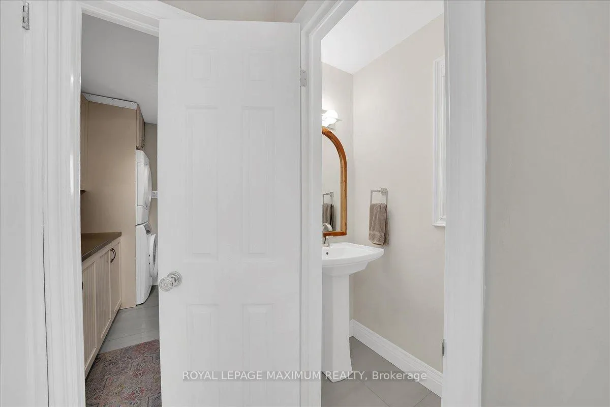 Photo 23 of 62 Montgomery Court, Markham, Buttonville — HOMEH