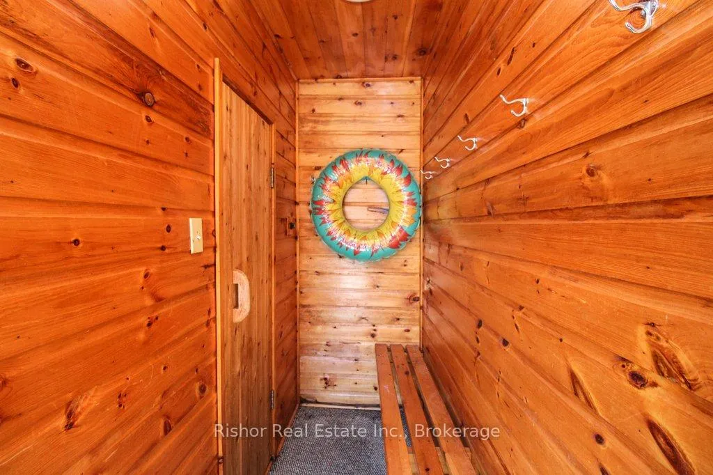 Photo 34 of 80 Kawartha Heights Boulevard, Peterborough, Monaghan Ward 2 — HOMEH