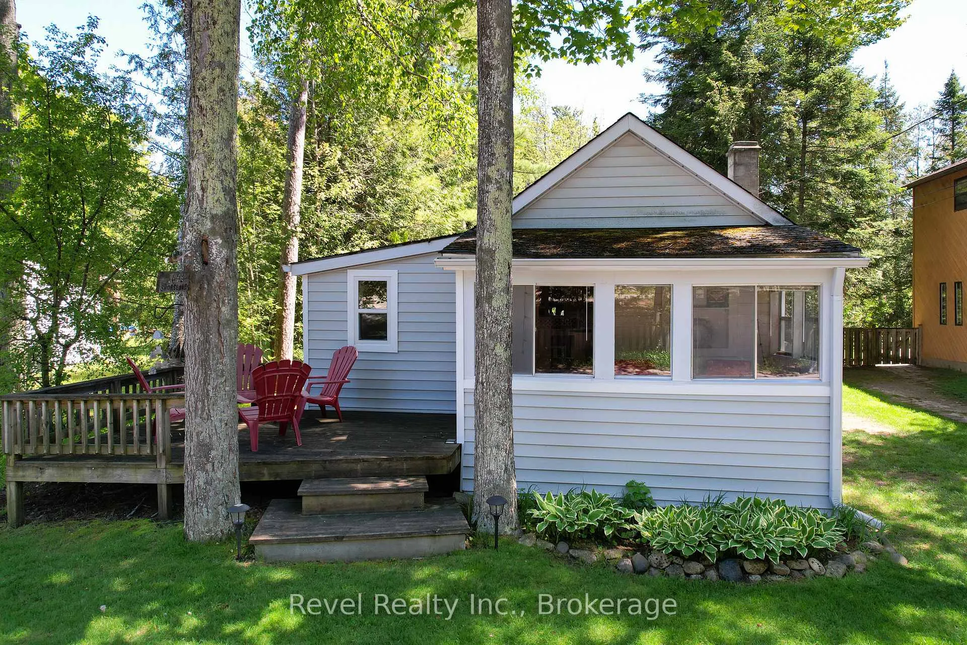 Photo 4 of 1693 Shore Lane, Wasaga Beach — HOMEH
