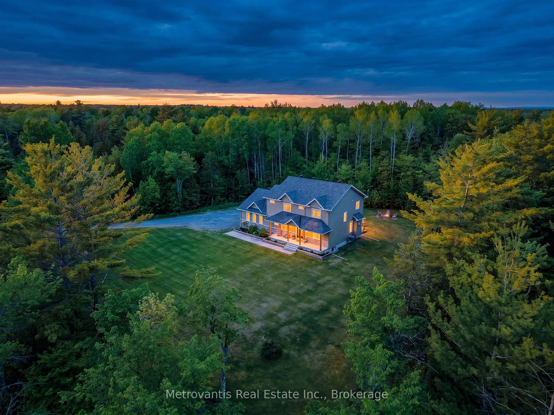 Photo 1 of 1384 Robertson Line, McNab/Braeside, Mcnab/Braeside Twps — HOMEH