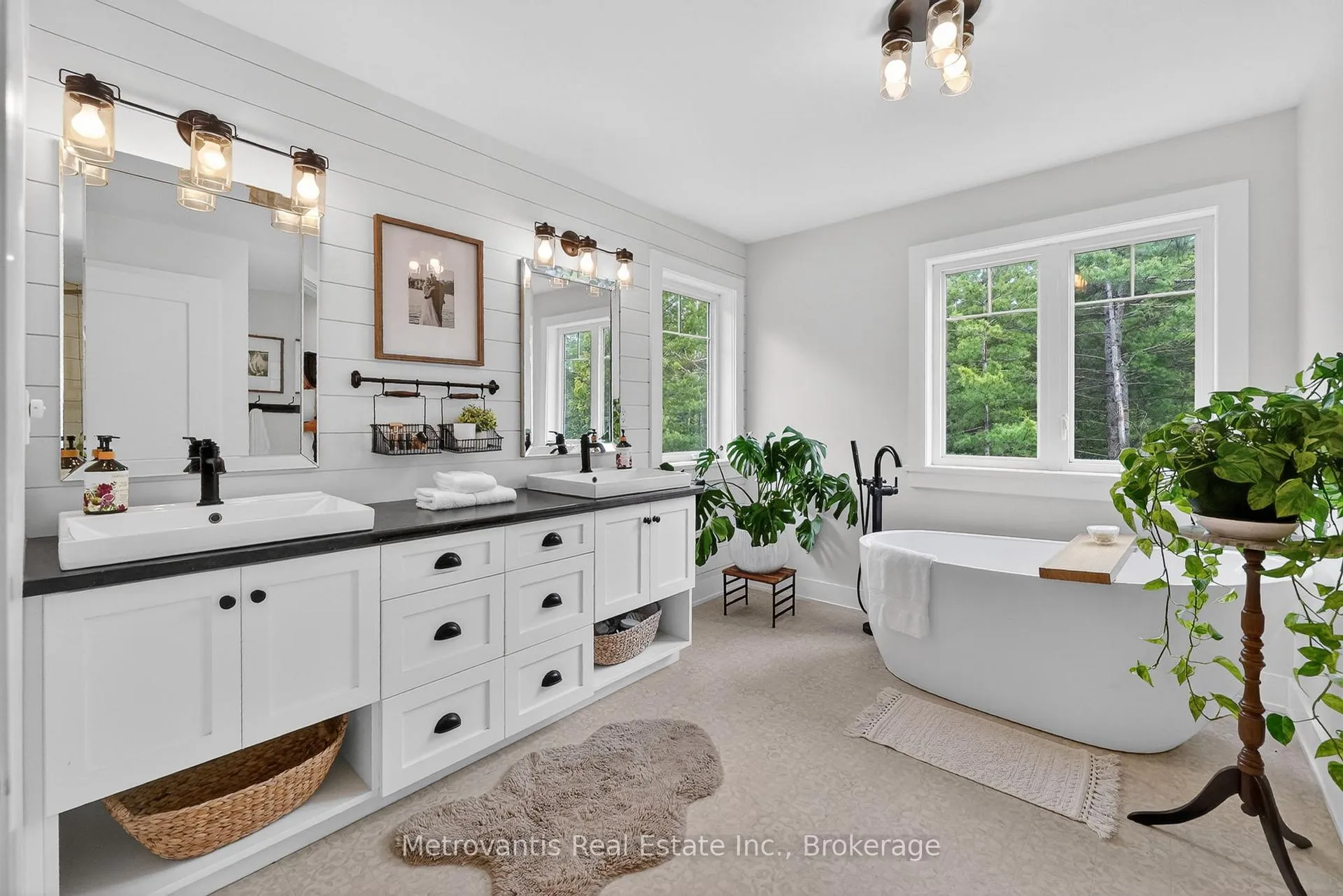 Photo 26 of 1384 Robertson Line, McNab/Braeside, Mcnab/Braeside Twps — HOMEH