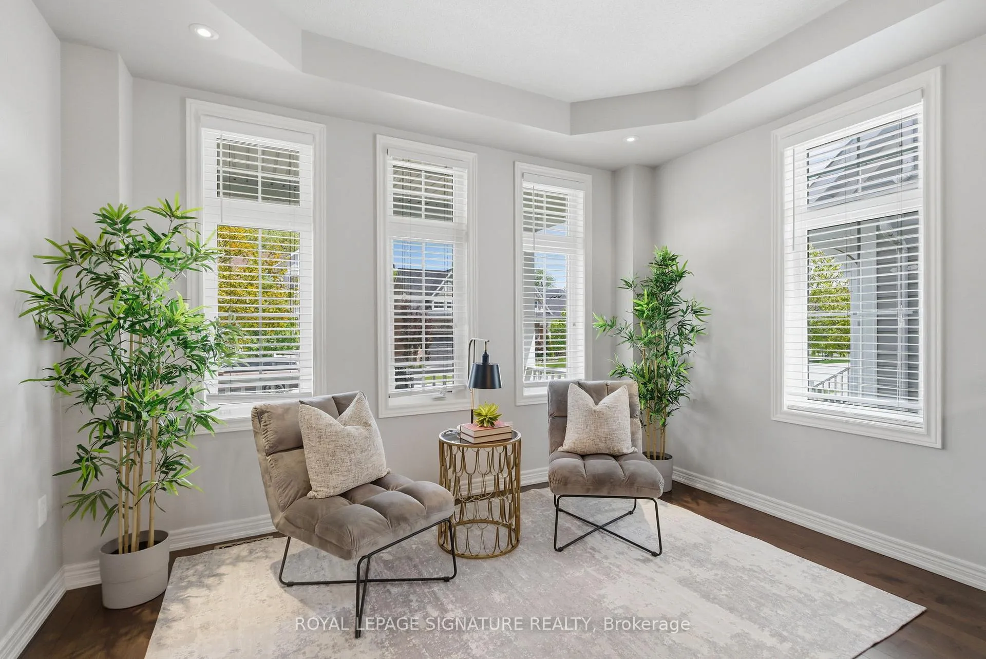 Photo 7 of 274 Montgomery Avenue, Whitby, Brooklin — HOMEH