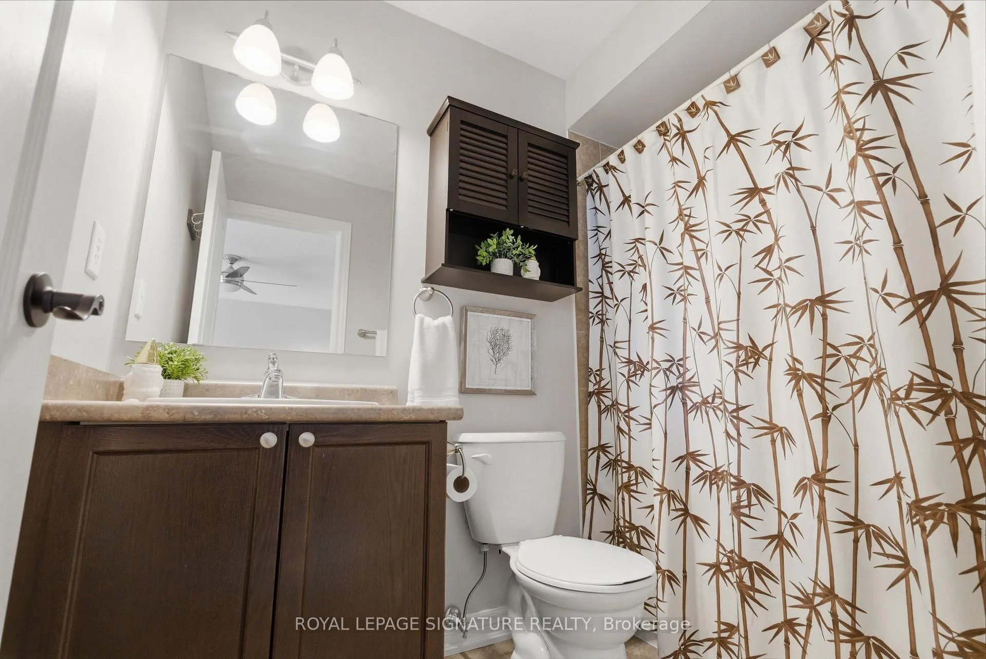 Photo 32 of 274 Montgomery Avenue, Whitby, Brooklin — HOMEH