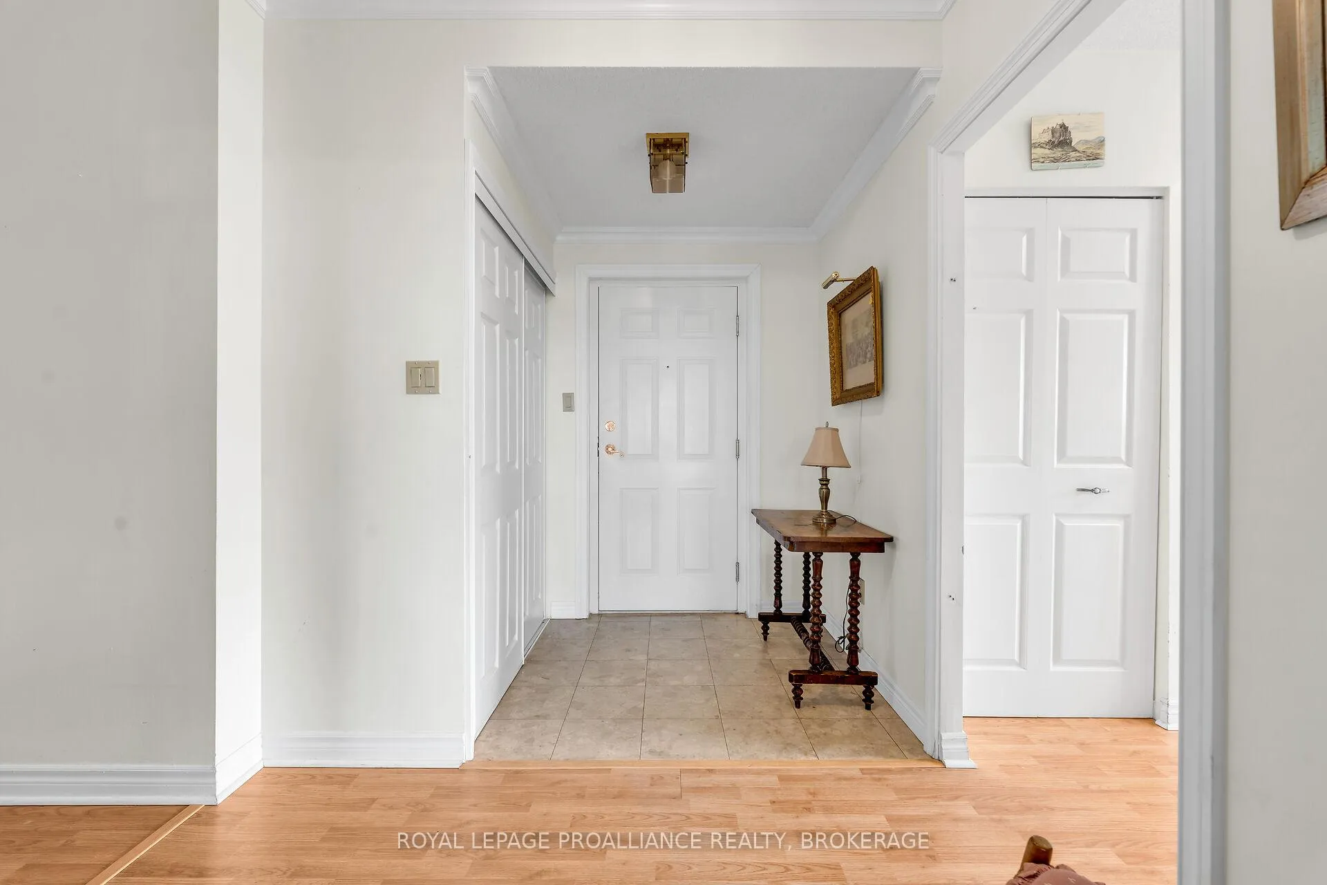 Photo 7 of Unit 1201, 1000 King Street W, Kingston, Central City West — HOMEH