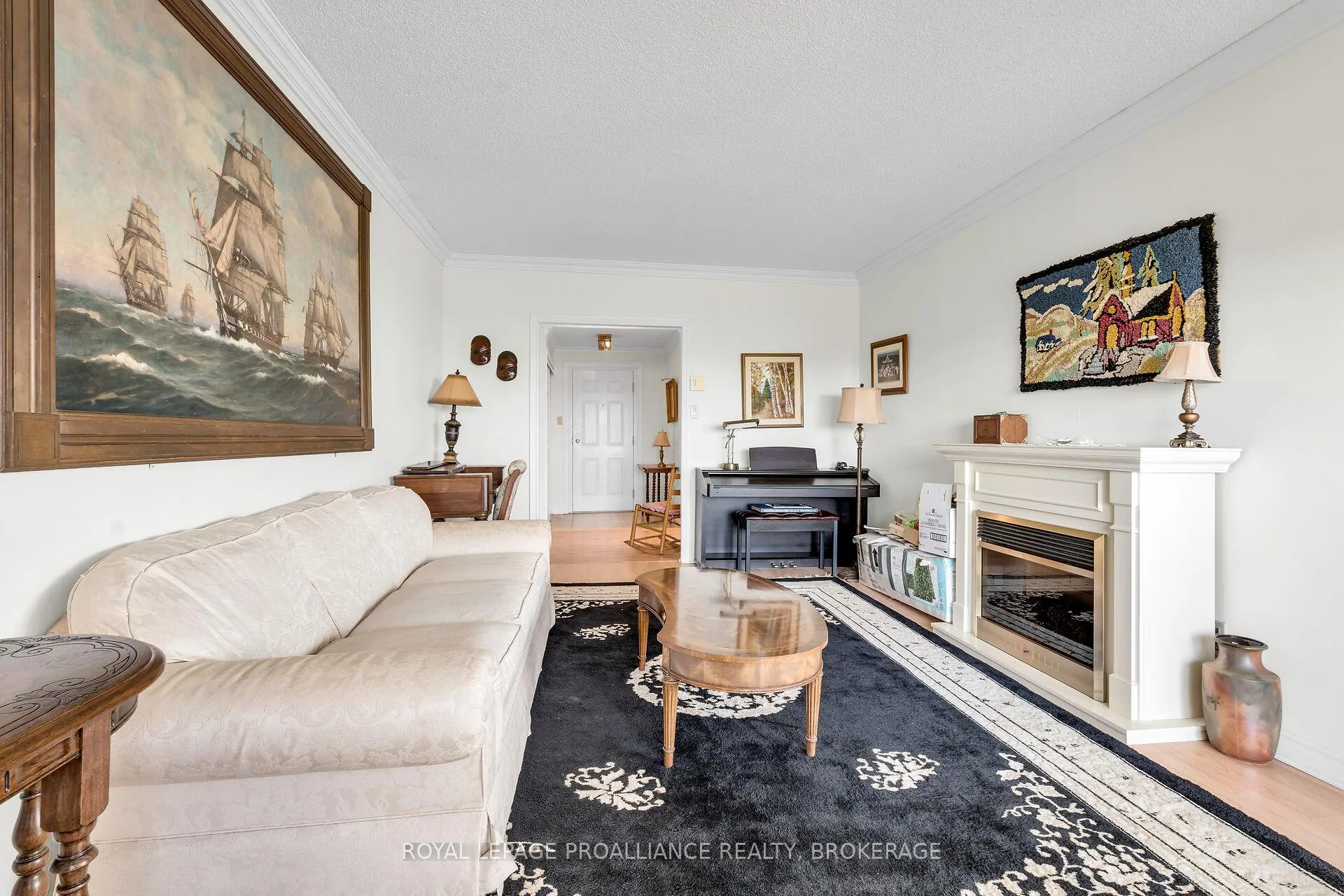 Photo 10 of Unit 1201, 1000 King Street W, Kingston, Central City West — HOMEH