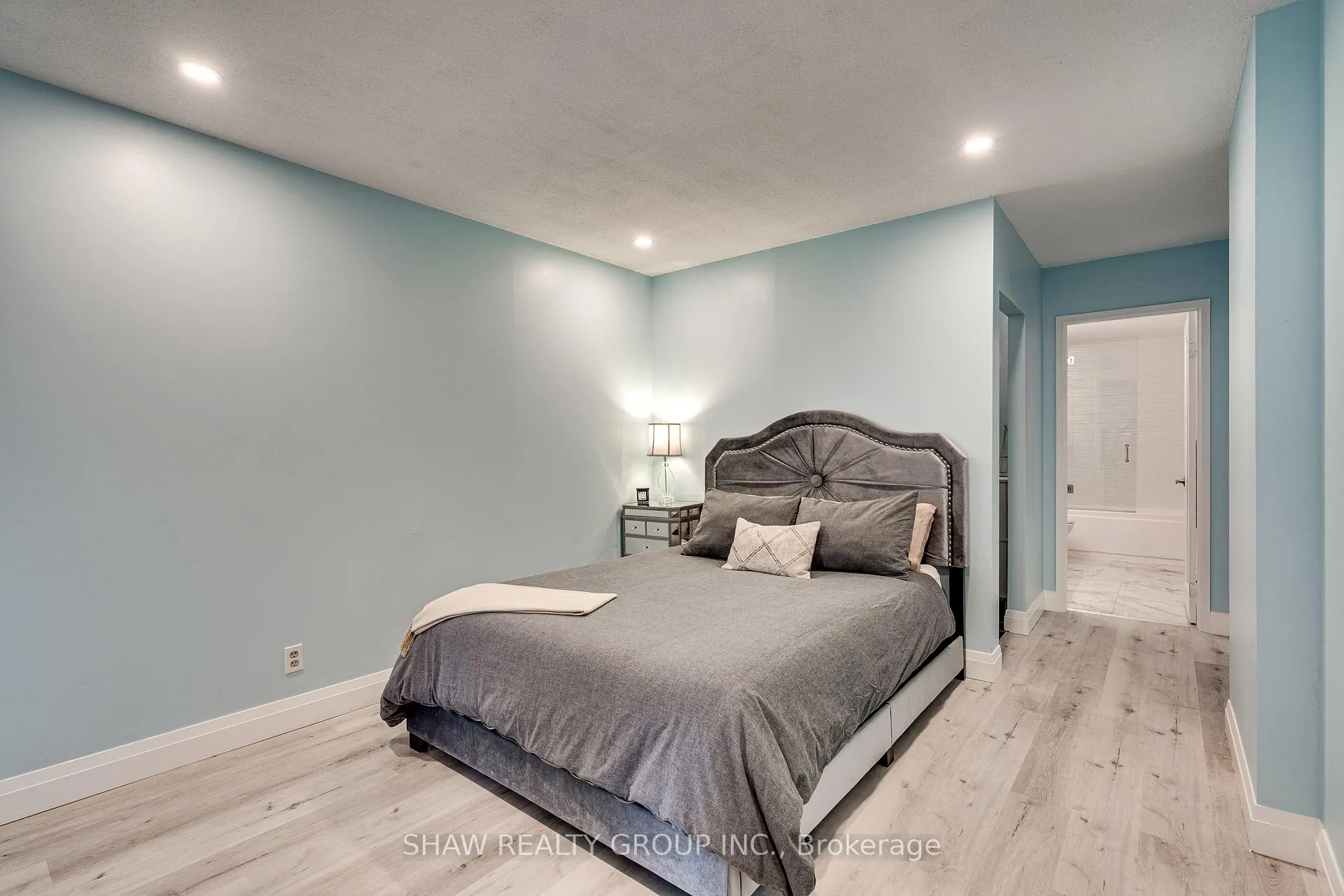 Photo 15 of Unit 312, 36 James Street S, Hamilton, Central — HOMEH