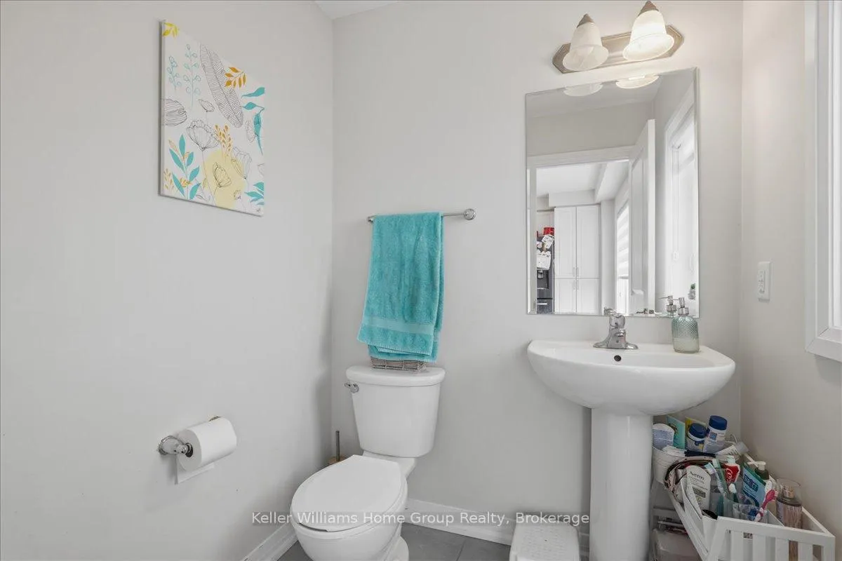 Photo 14 of 114 Ian Ormston Drive, Kitchener — HOMEH