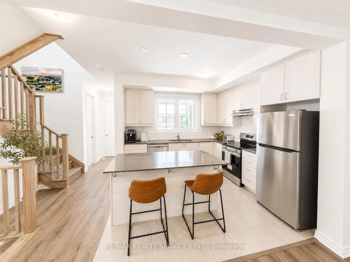 Photo 6 of 1705 Dance Court, Milton, Bowes — HOMEH