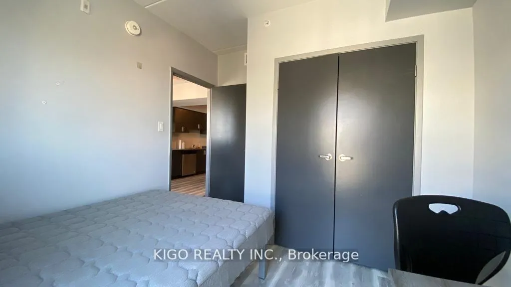 Photo 4 of Unit G-503, 275 Larch Street, Waterloo, Lakeshore Village — HOMEH