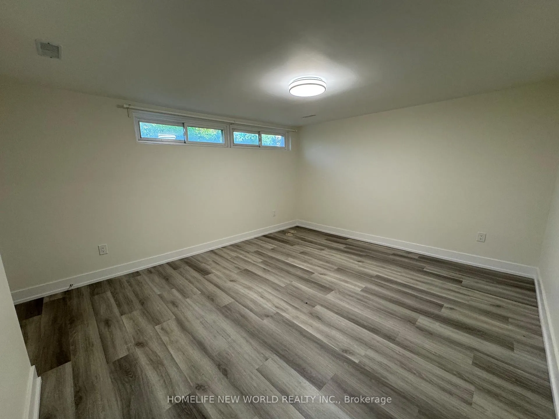 Photo 4 of 47 Shropshire Drive, Scarborough, Dorset Park — HOMEH