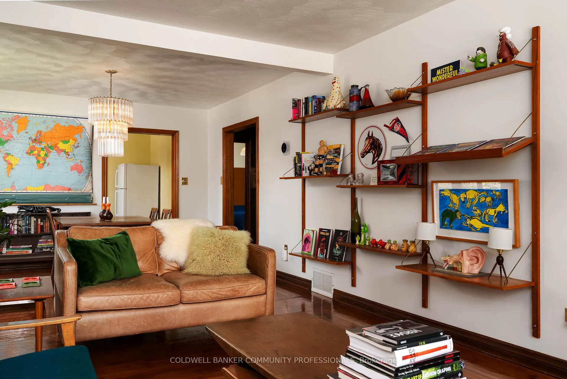 Photo 4 of 141 Rothsay Avenue, Hamilton, Delta — HOMEH