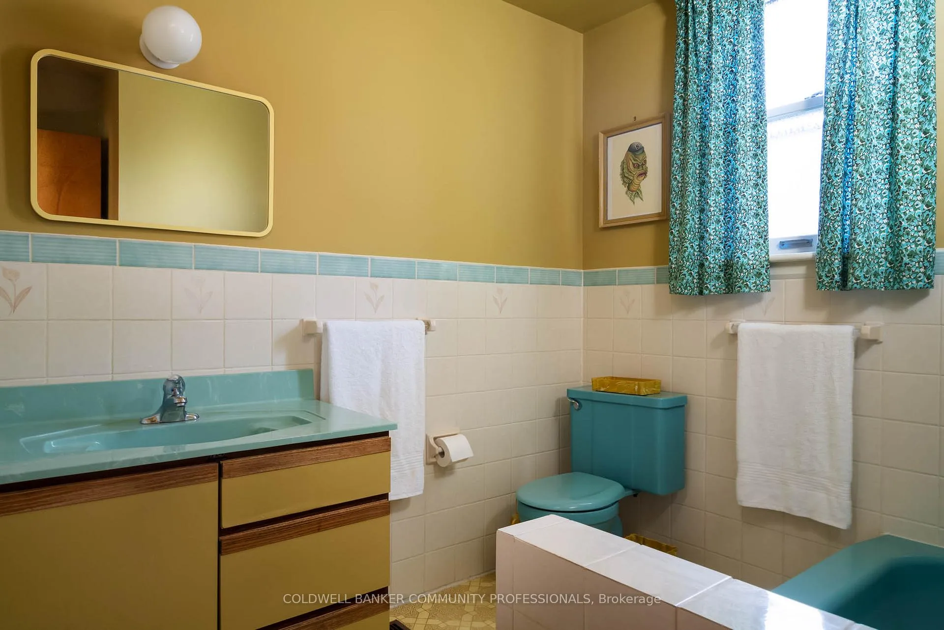 Photo 21 of 141 Rothsay Avenue, Hamilton, Delta — HOMEH