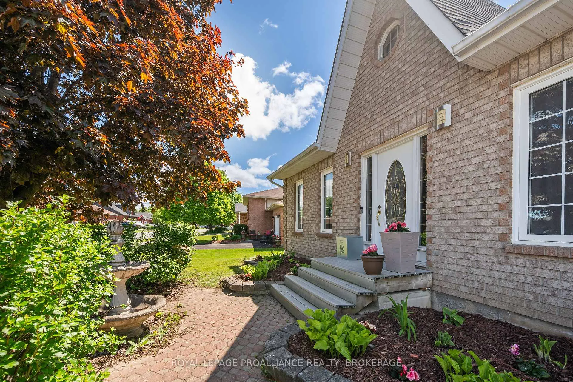 Photo 2 of 151 Greenlees Drive, Kingston, Kingston East (Incl Barret Crt) — HOMEH