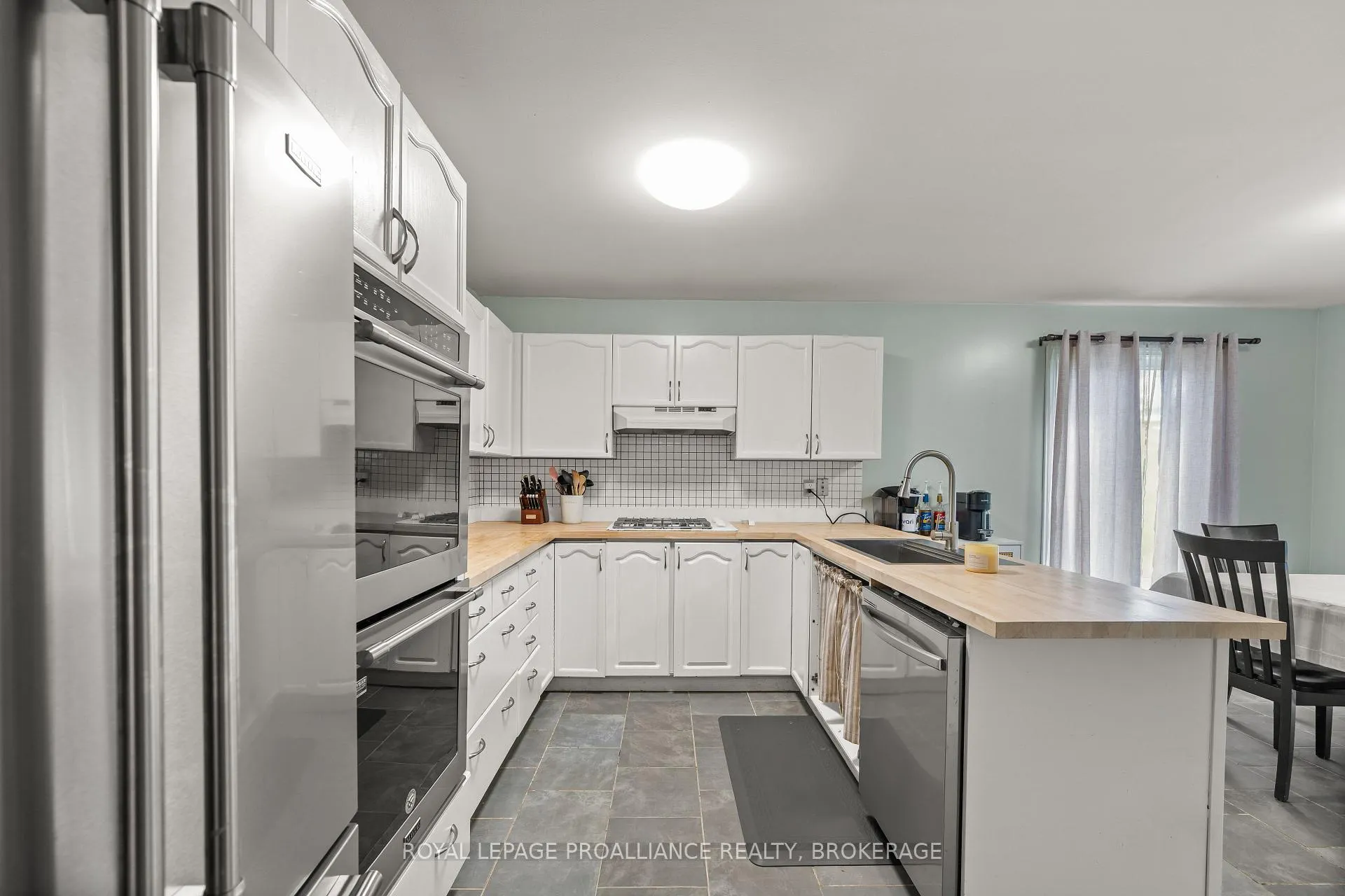Photo 9 of 151 Greenlees Drive, Kingston, Kingston East (Incl Barret Crt) — HOMEH