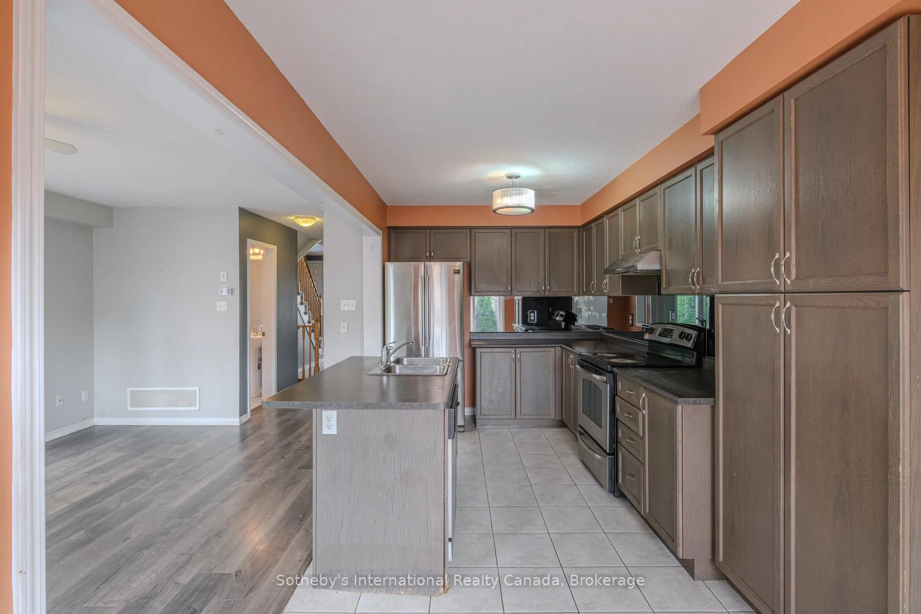 Photo 8 of 17 Dwyer Court, Brantford, Empire South — HOMEH
