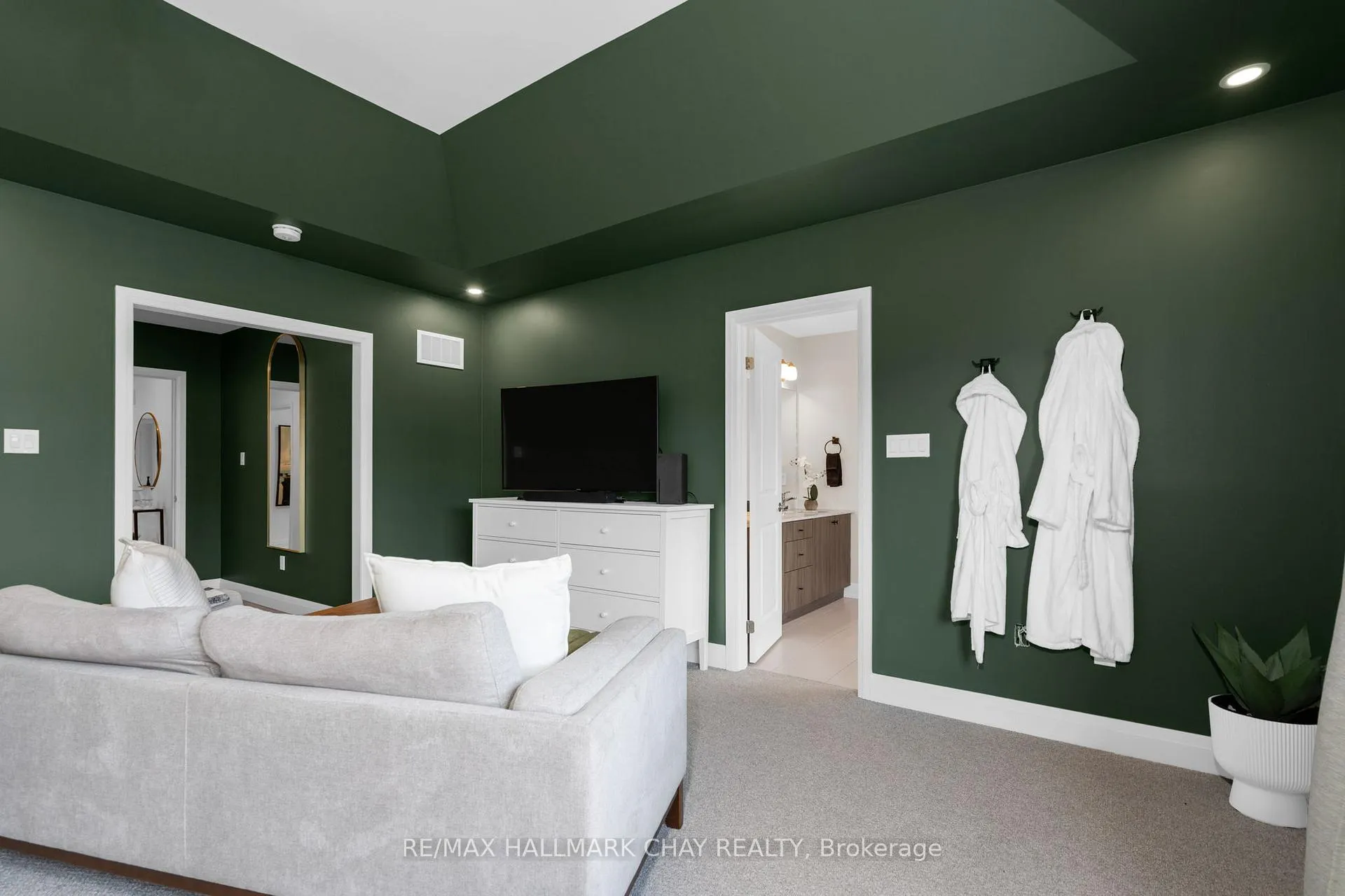 Photo 24 of 43 Calypso Avenue, Springwater, Midhurst — HOMEH