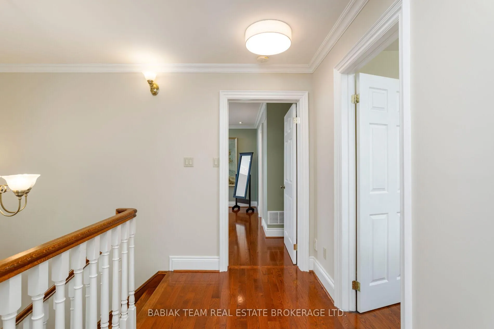 Photo 19 of 3 Humbercrest Boulevard, Toronto, Lambton Baby Point — HOMEH