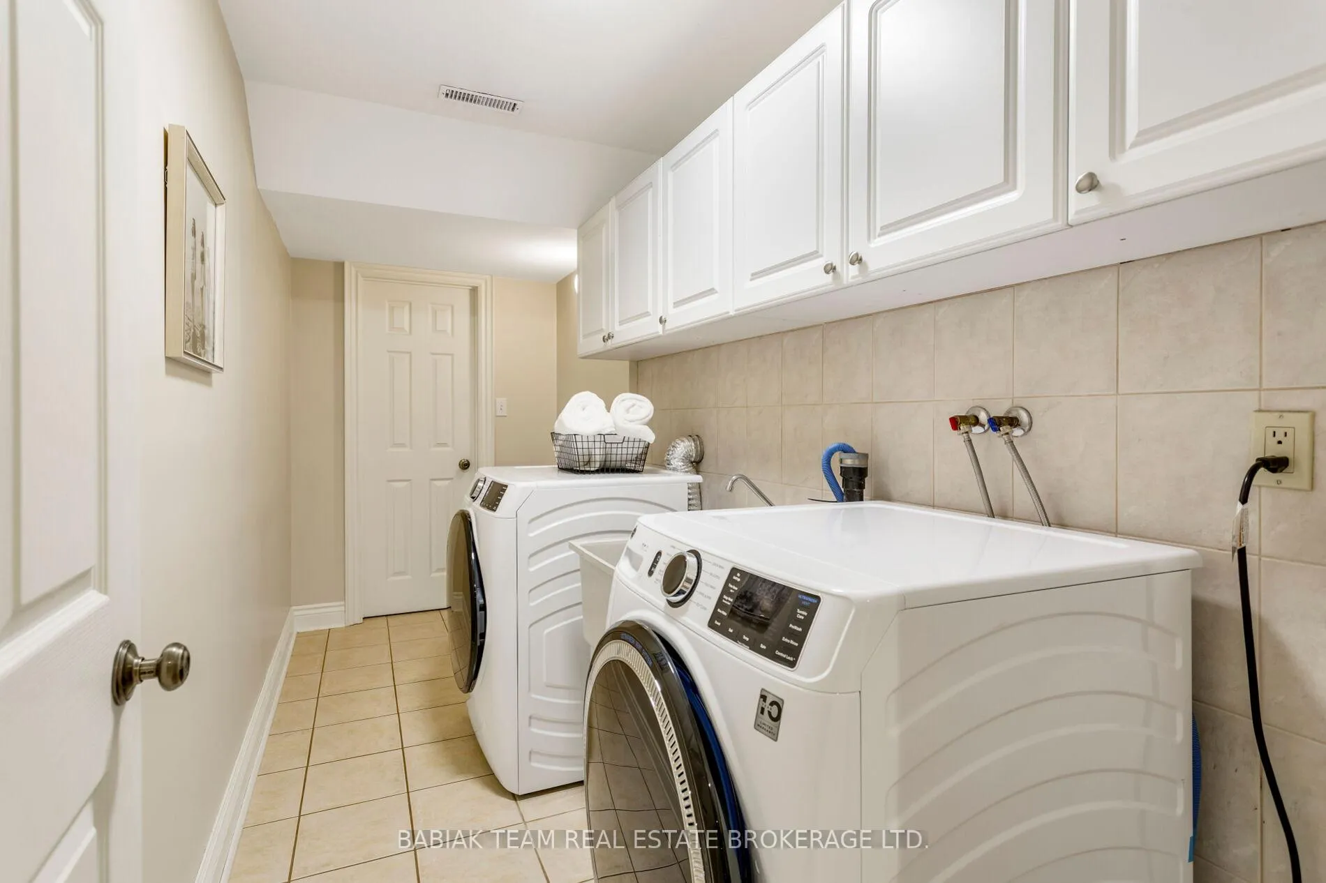 Photo 40 of 3 Humbercrest Boulevard, Toronto, Lambton Baby Point — HOMEH