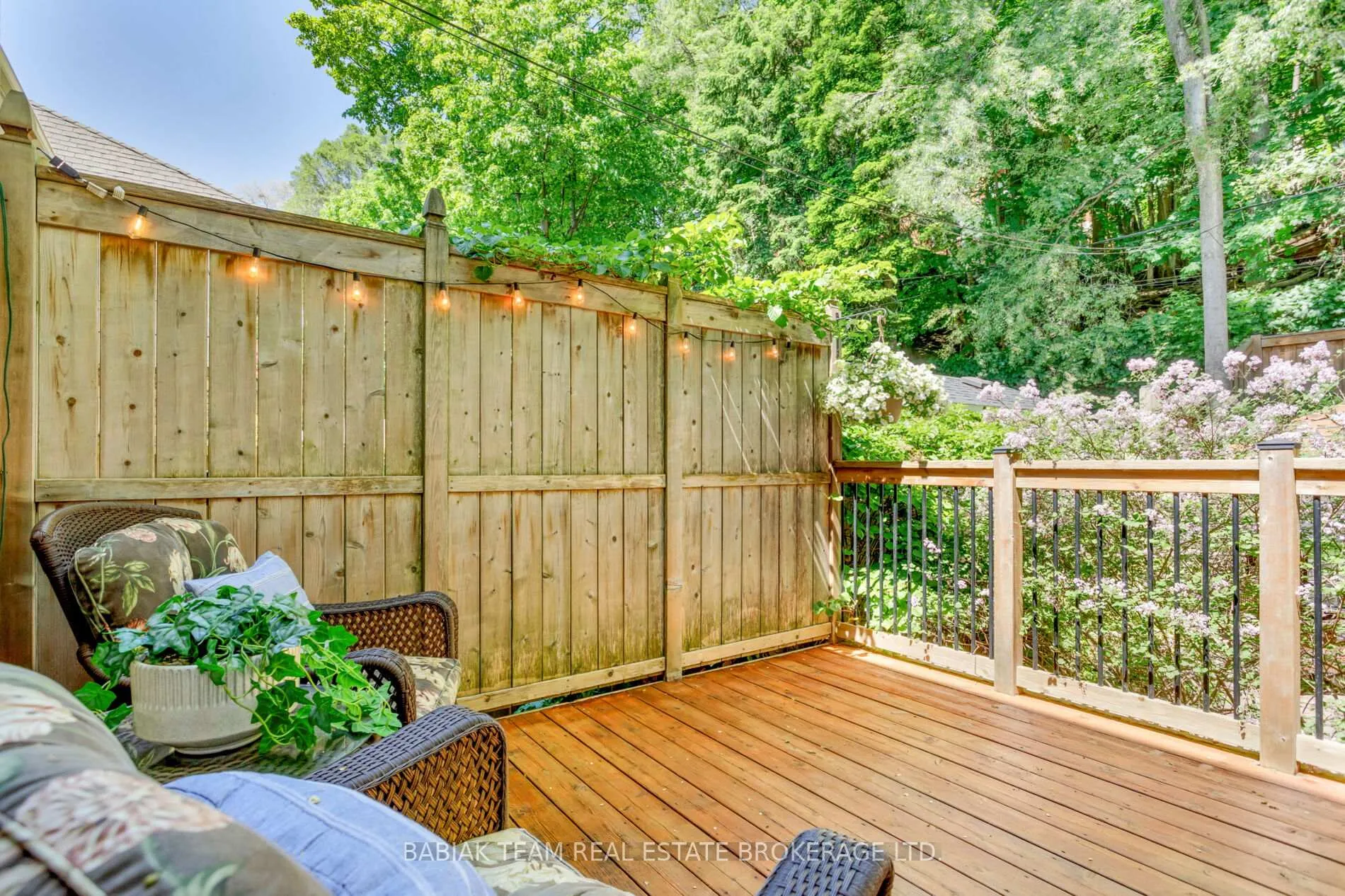 Photo 41 of 3 Humbercrest Boulevard, Toronto, Lambton Baby Point — HOMEH
