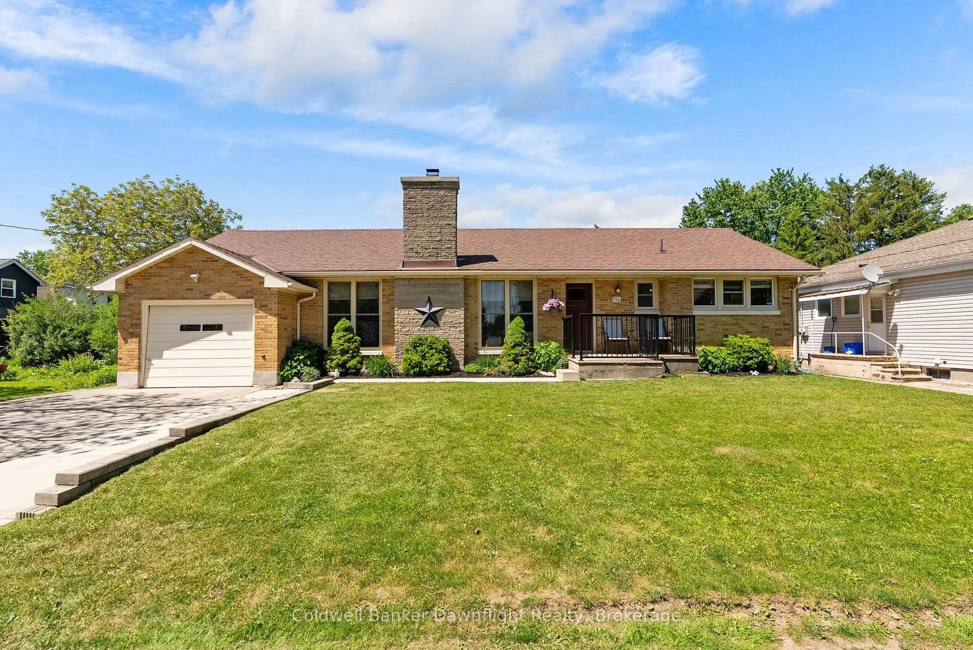 Photo 1 of 116 Sanders Street E, South Huron, Exeter — HOMEH