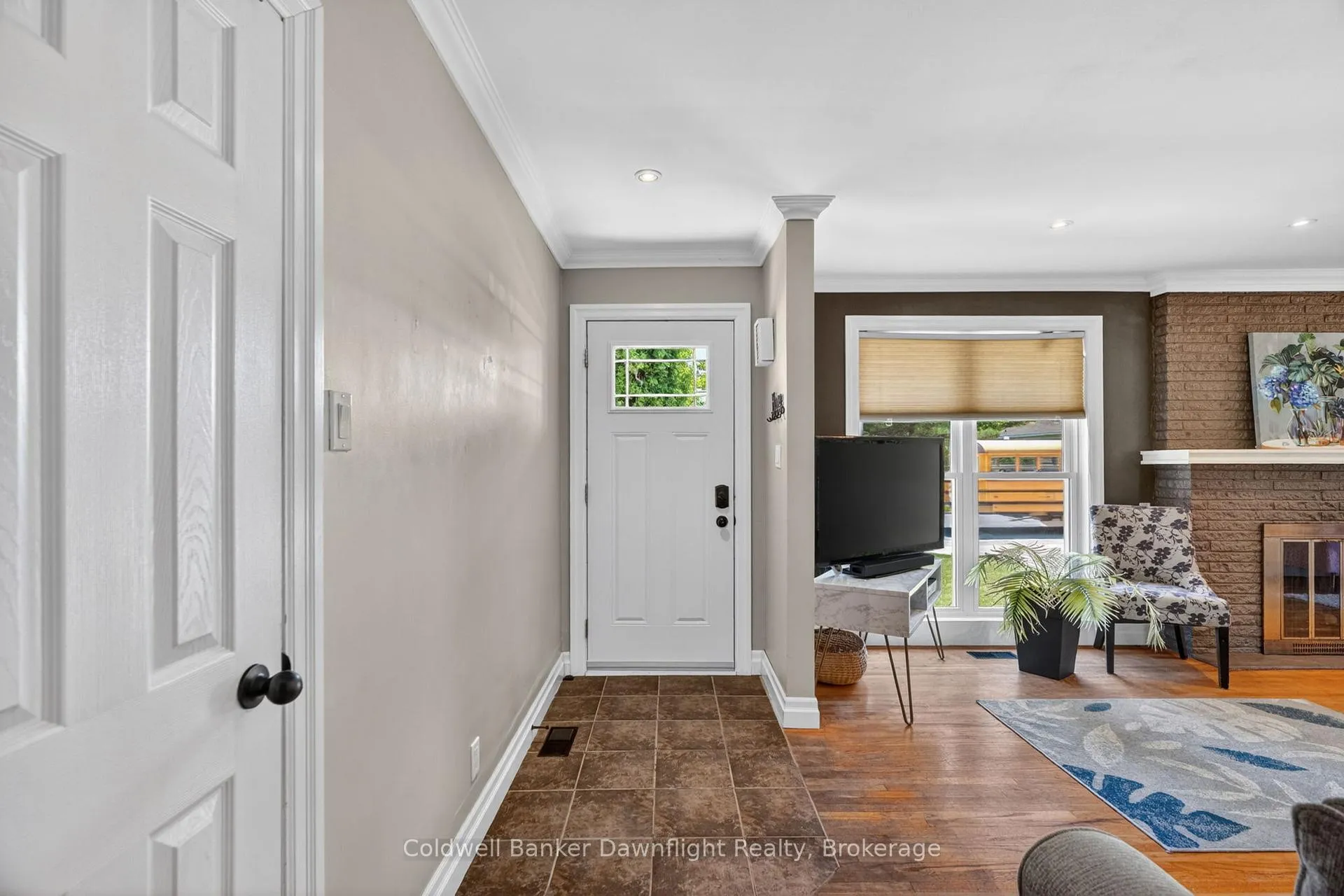 Photo 7 of 116 Sanders Street E, South Huron, Exeter — HOMEH
